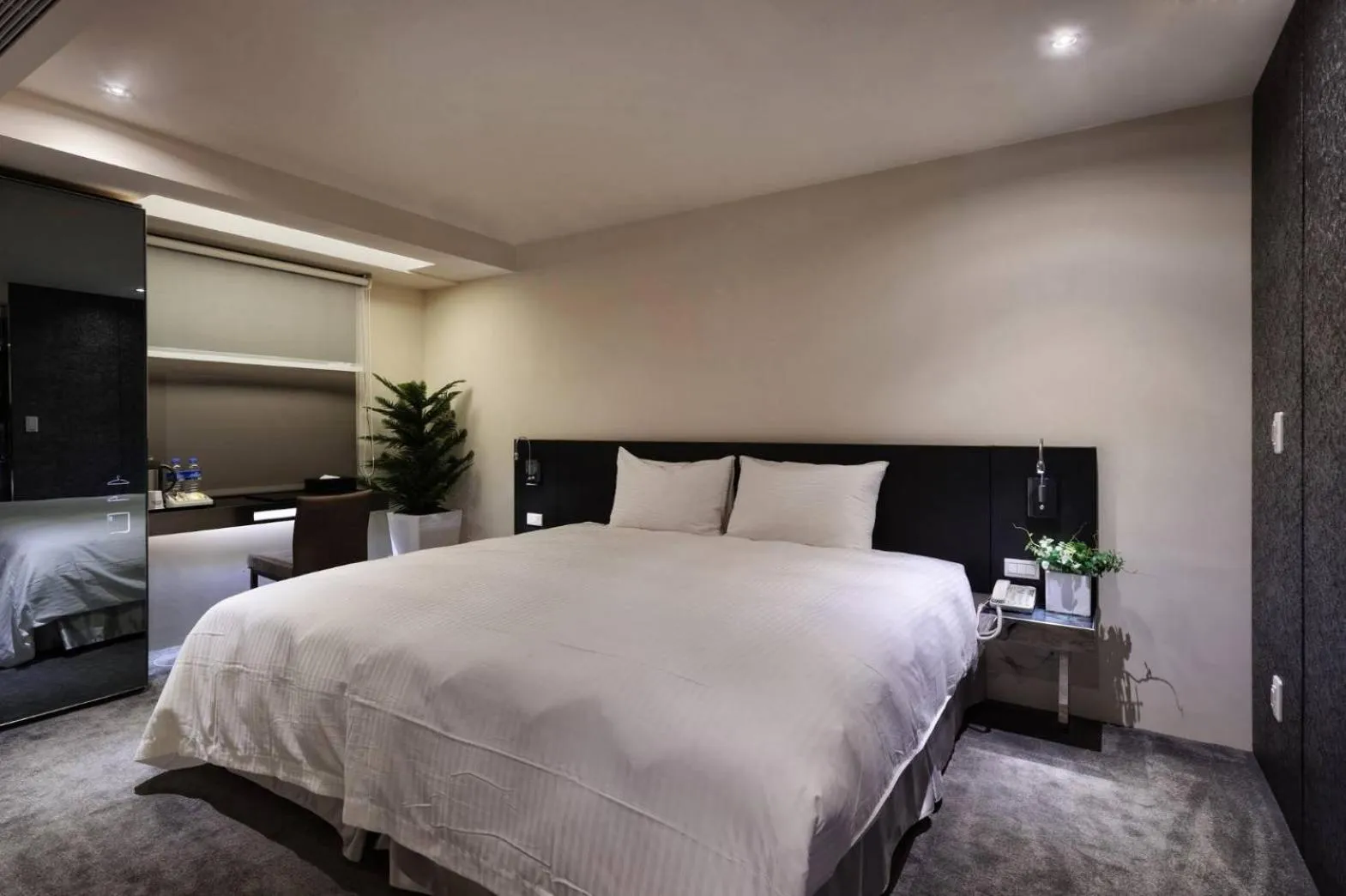 Bedroom in Hotels Here - Taipei