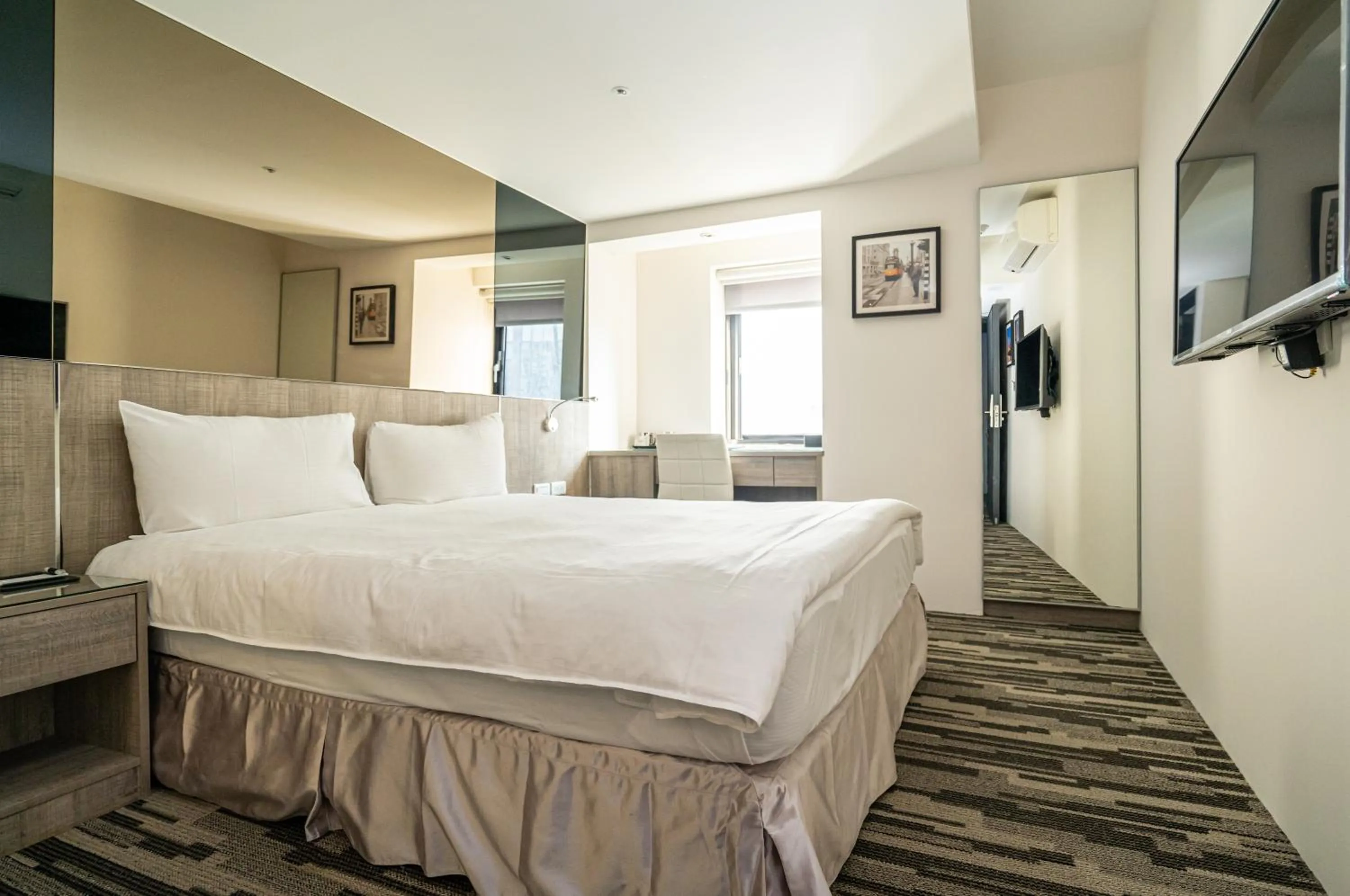 Bedroom in Hotels Here - Taipei