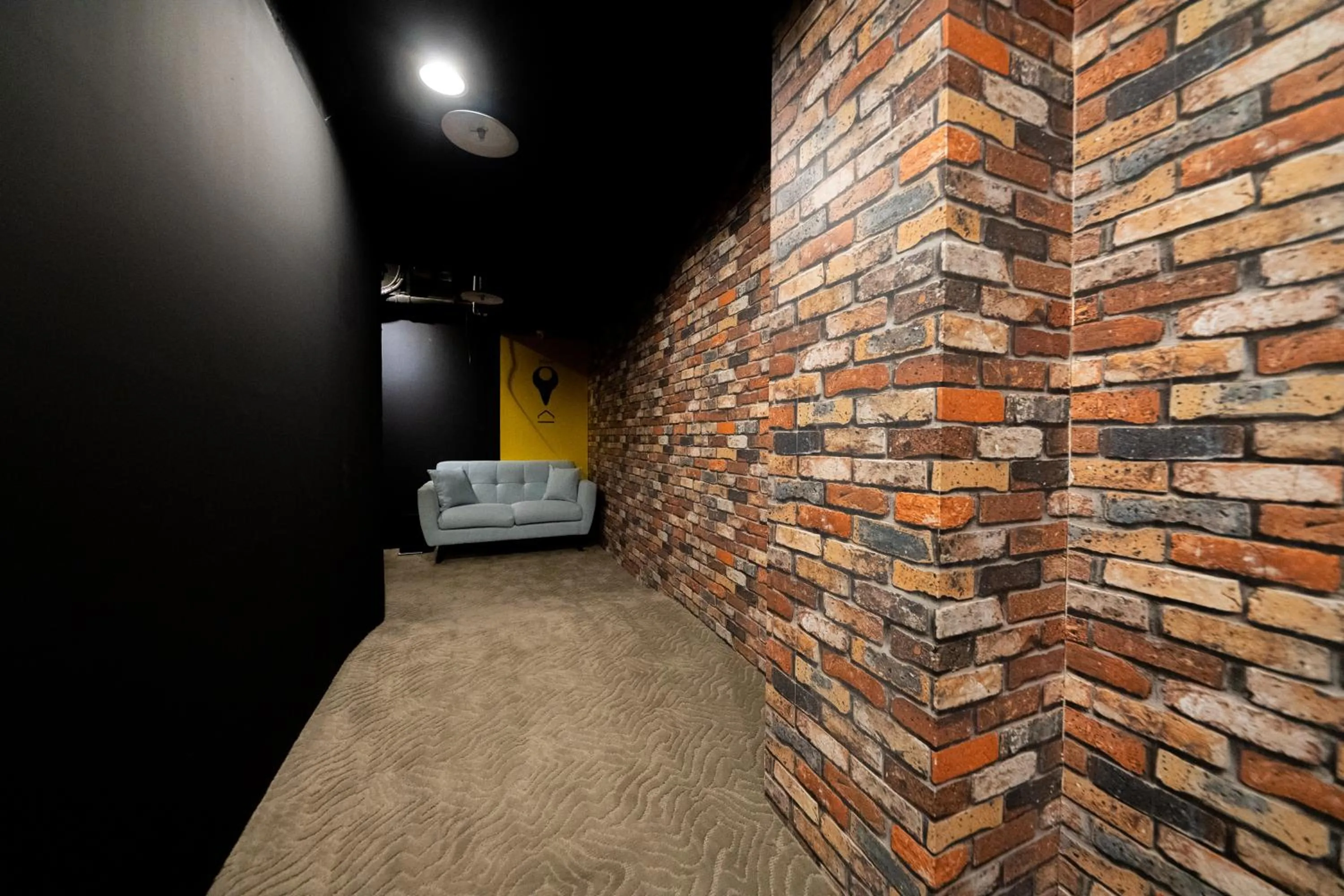 Property building in HotelsHere - Ximen