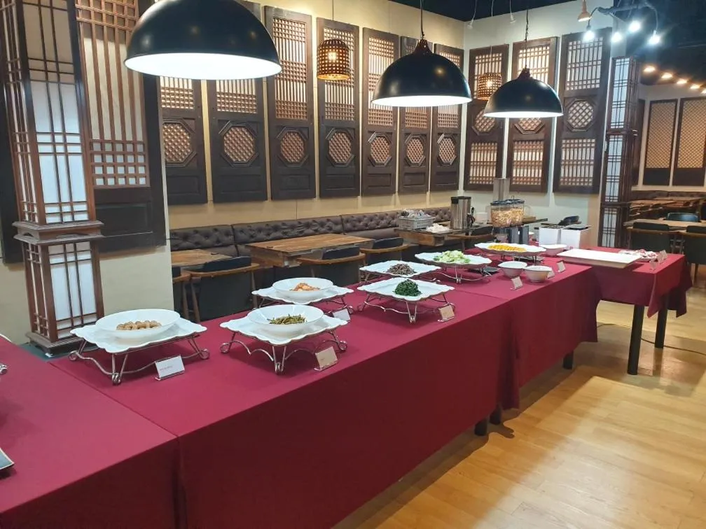 Breakfast in Starhills Hotel