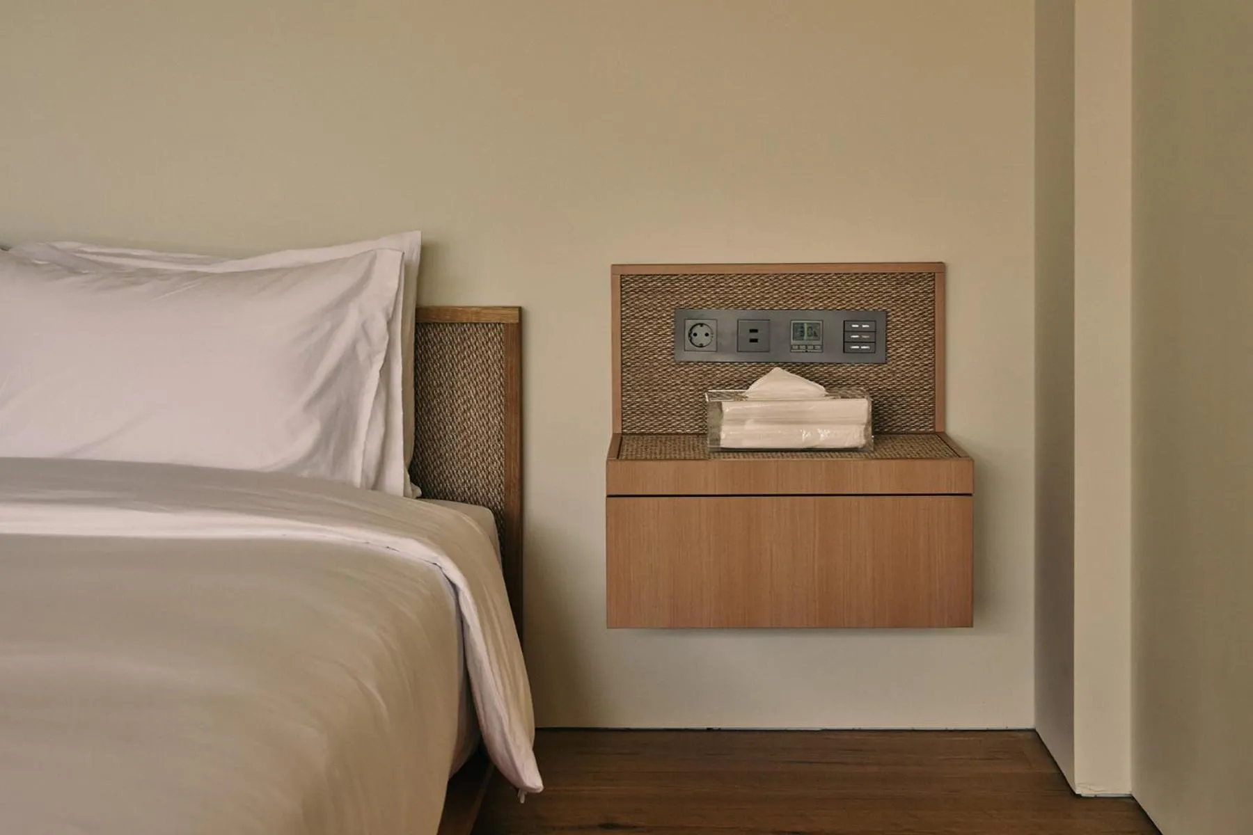 Photo of the whole room, Bed in IJE Gyeongju