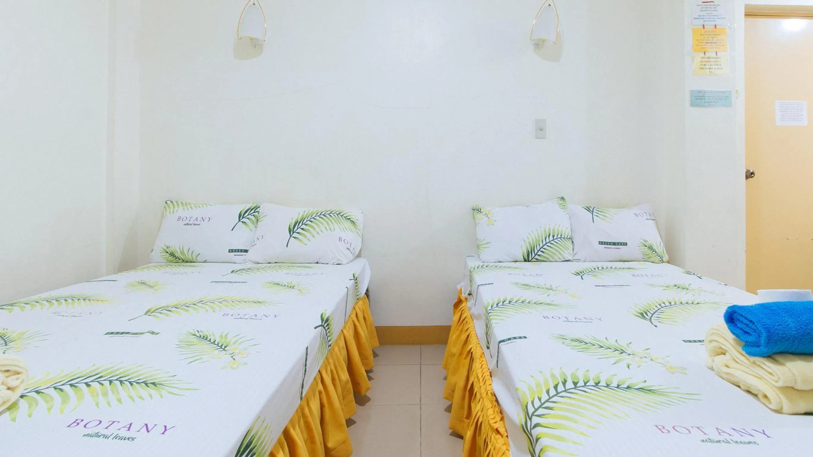 Photo of the whole room in Golden Sunrise Hotel II by RedDoorz