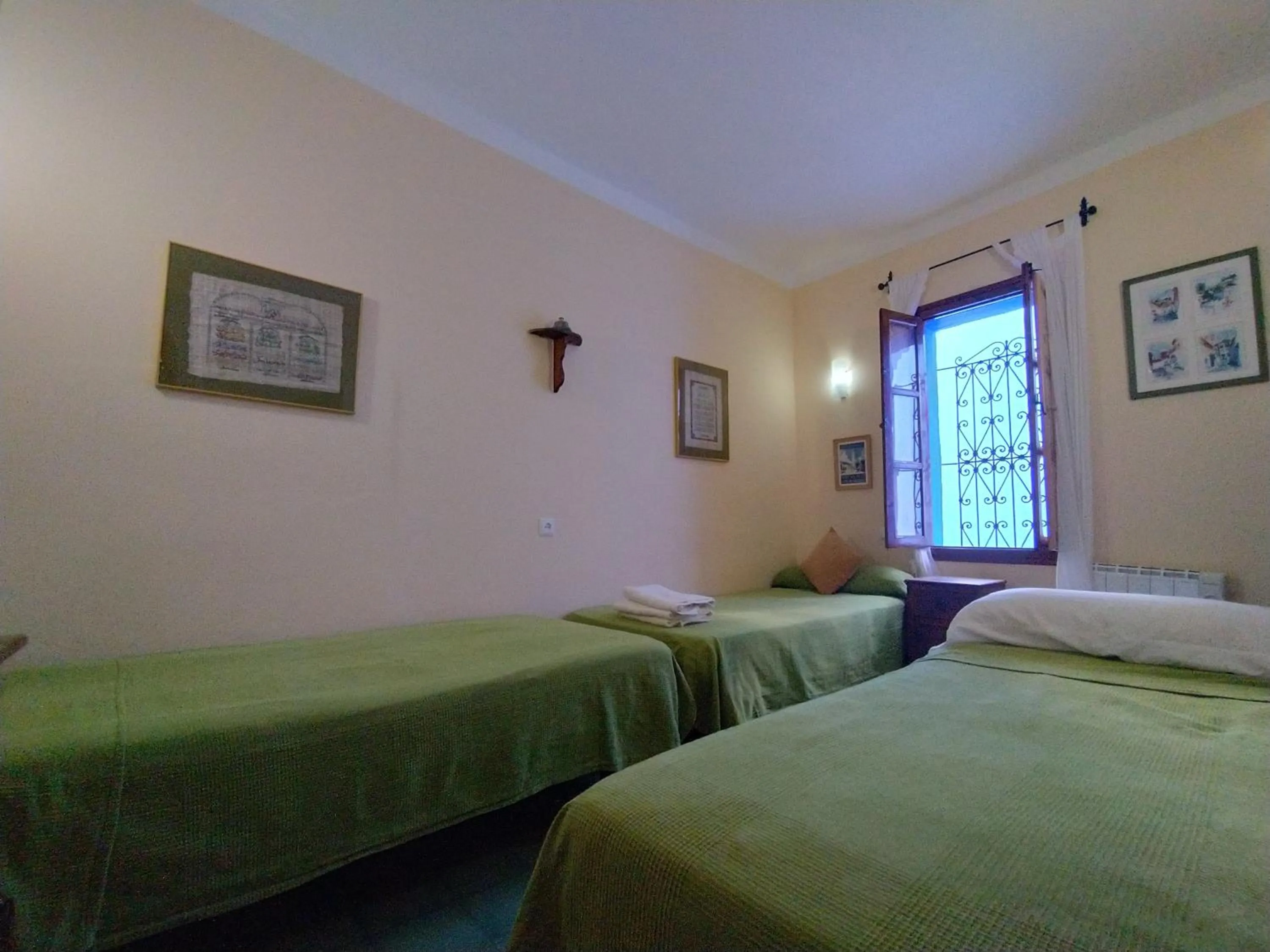 Bed in Hotel Gernika