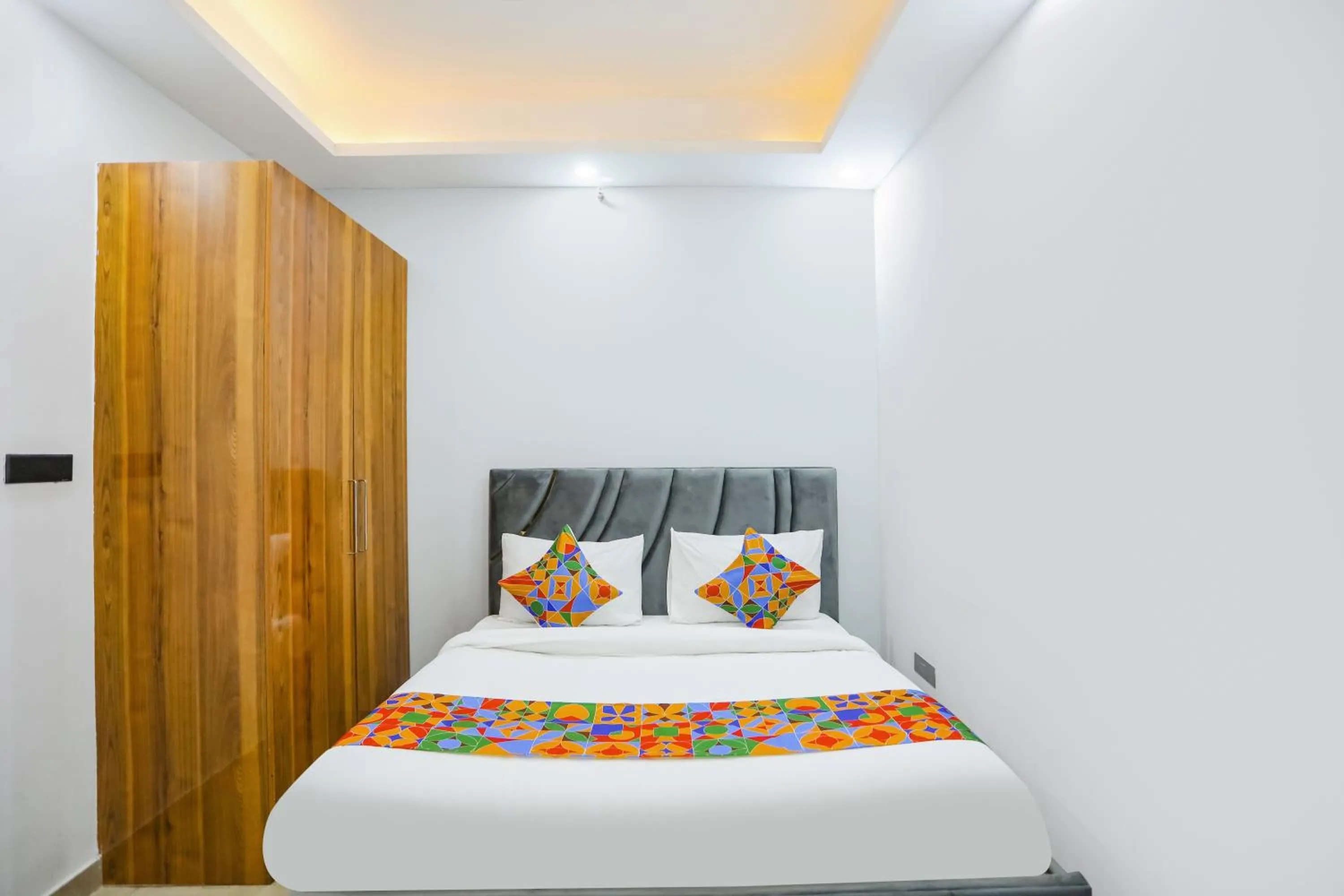 Bed in FabHotel Rasa Arcade