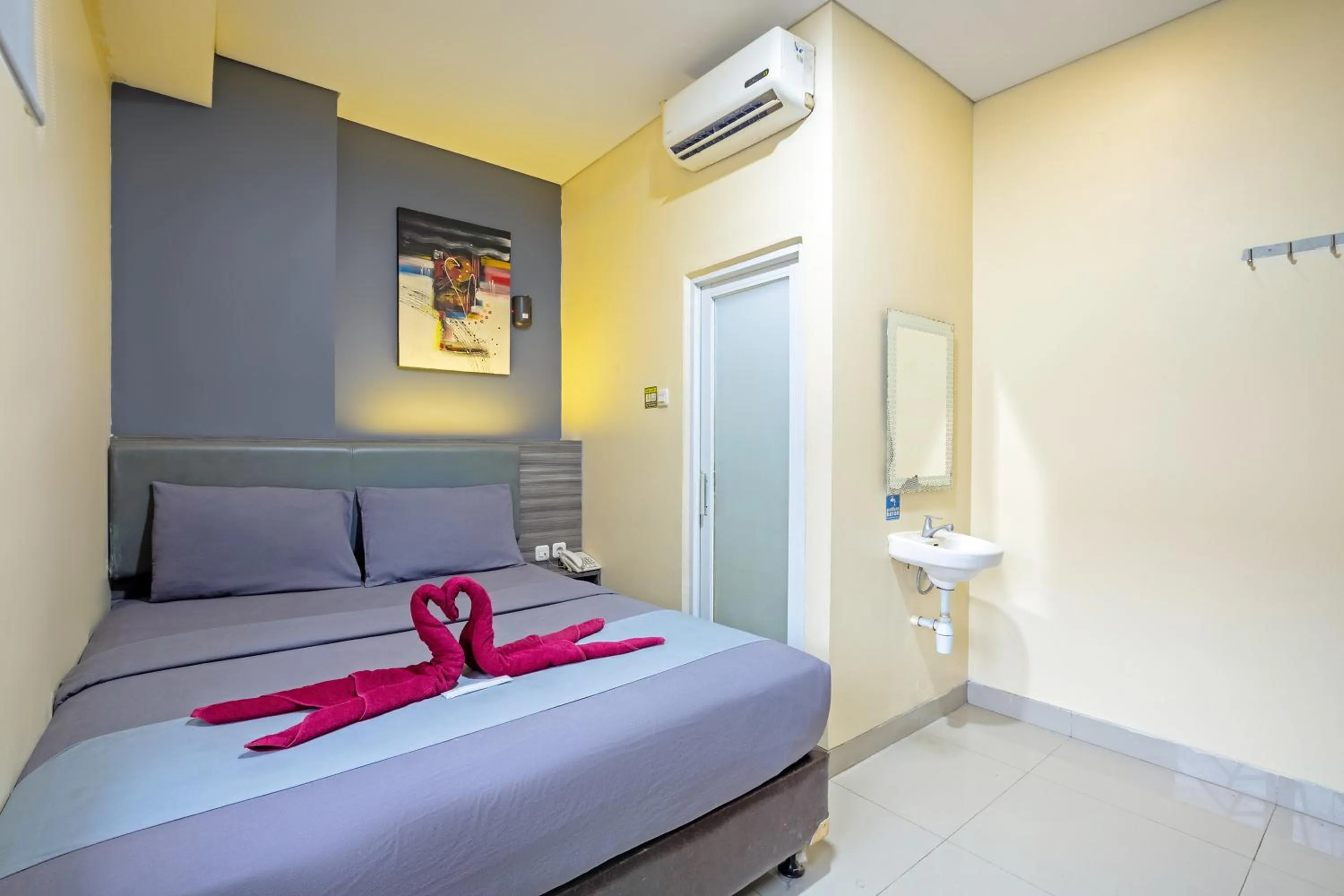 Bed in City Biz Residence