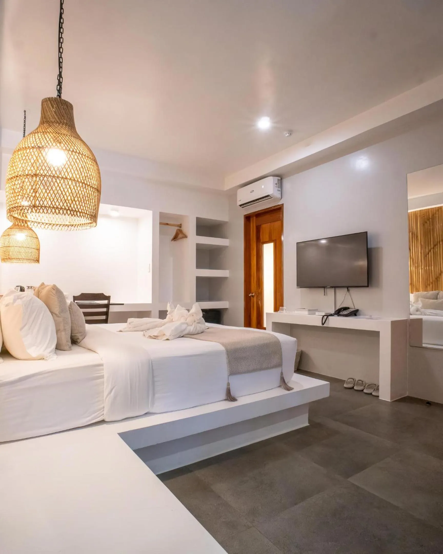 Bedroom, Bed in Bathala Resort