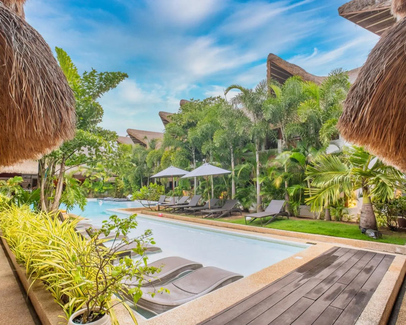 Swimming pool in Bathala Resort