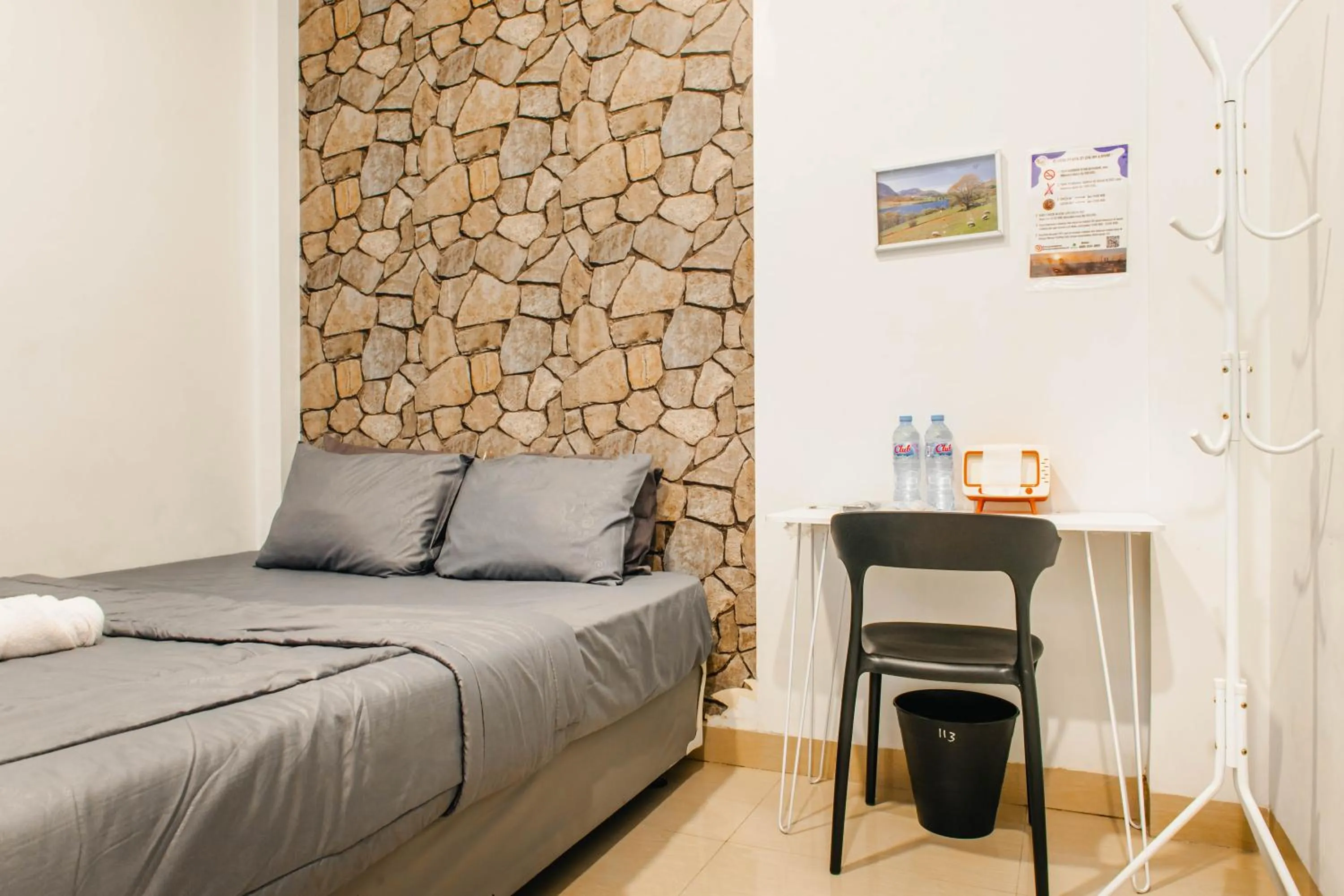 Bed in Monggo Mampir Tanjung Duren By Reccoma