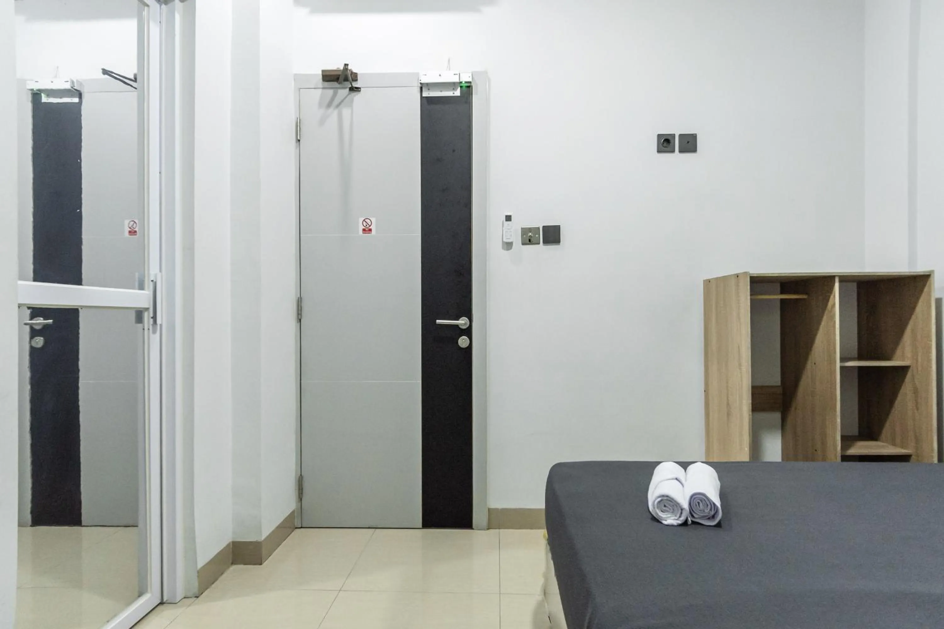 Bed in Monggo Mampir Tanjung Duren By Reccoma