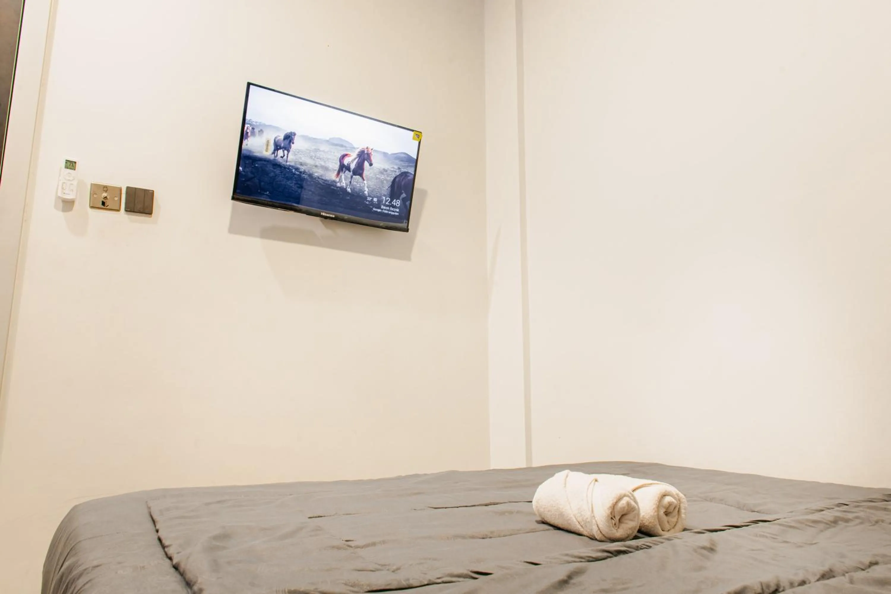 Bed in Monggo Mampir Tanjung Duren By Reccoma