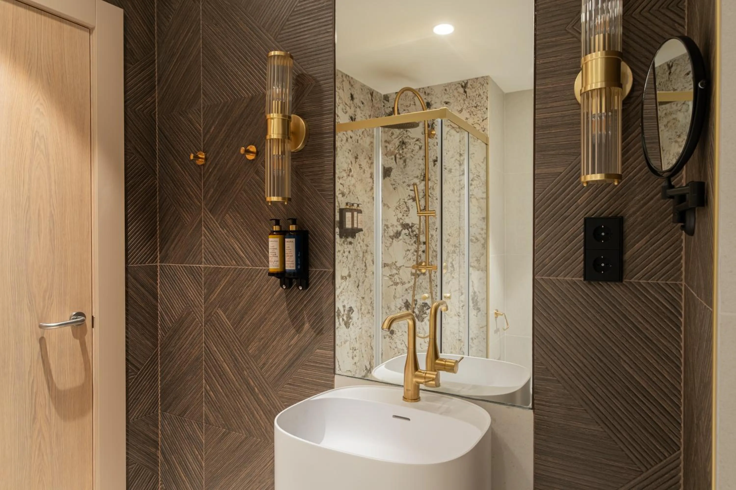 Bathroom in Eurostars Royal Tanau