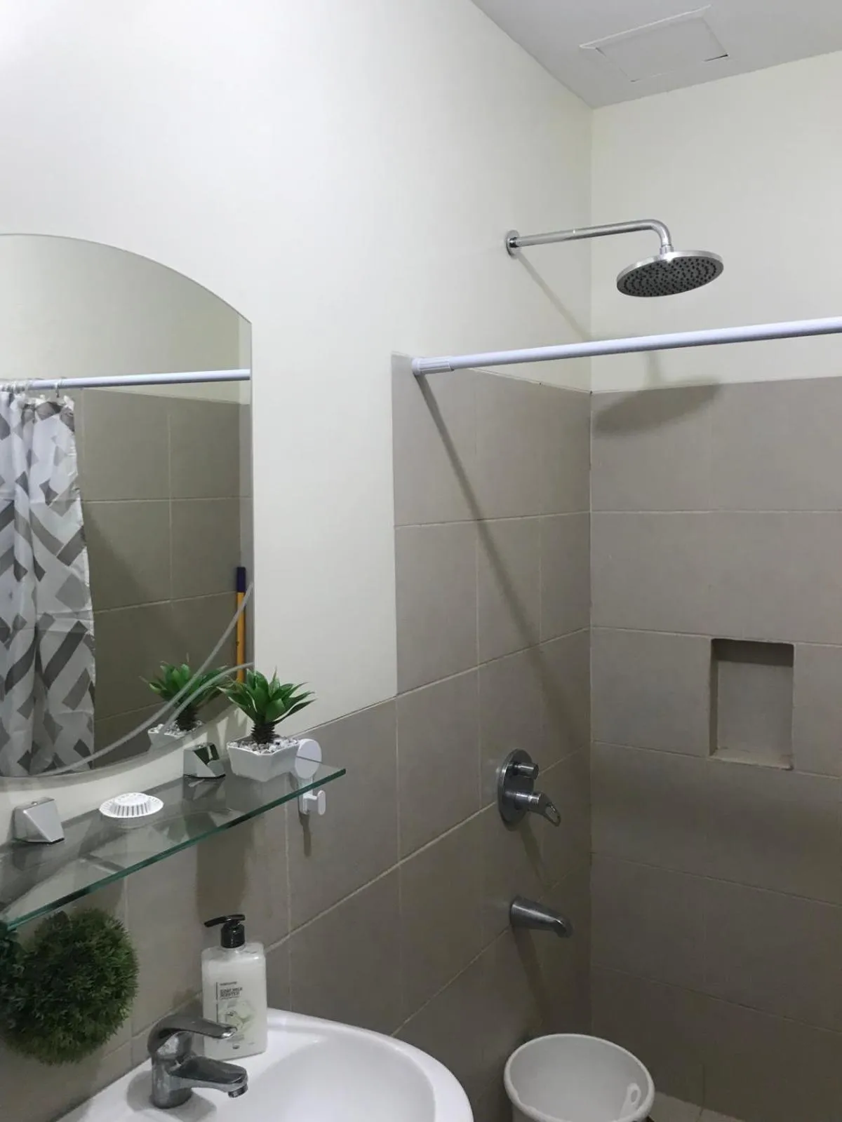 Shower in BRISTLE RIDGE CONDOMINIUM