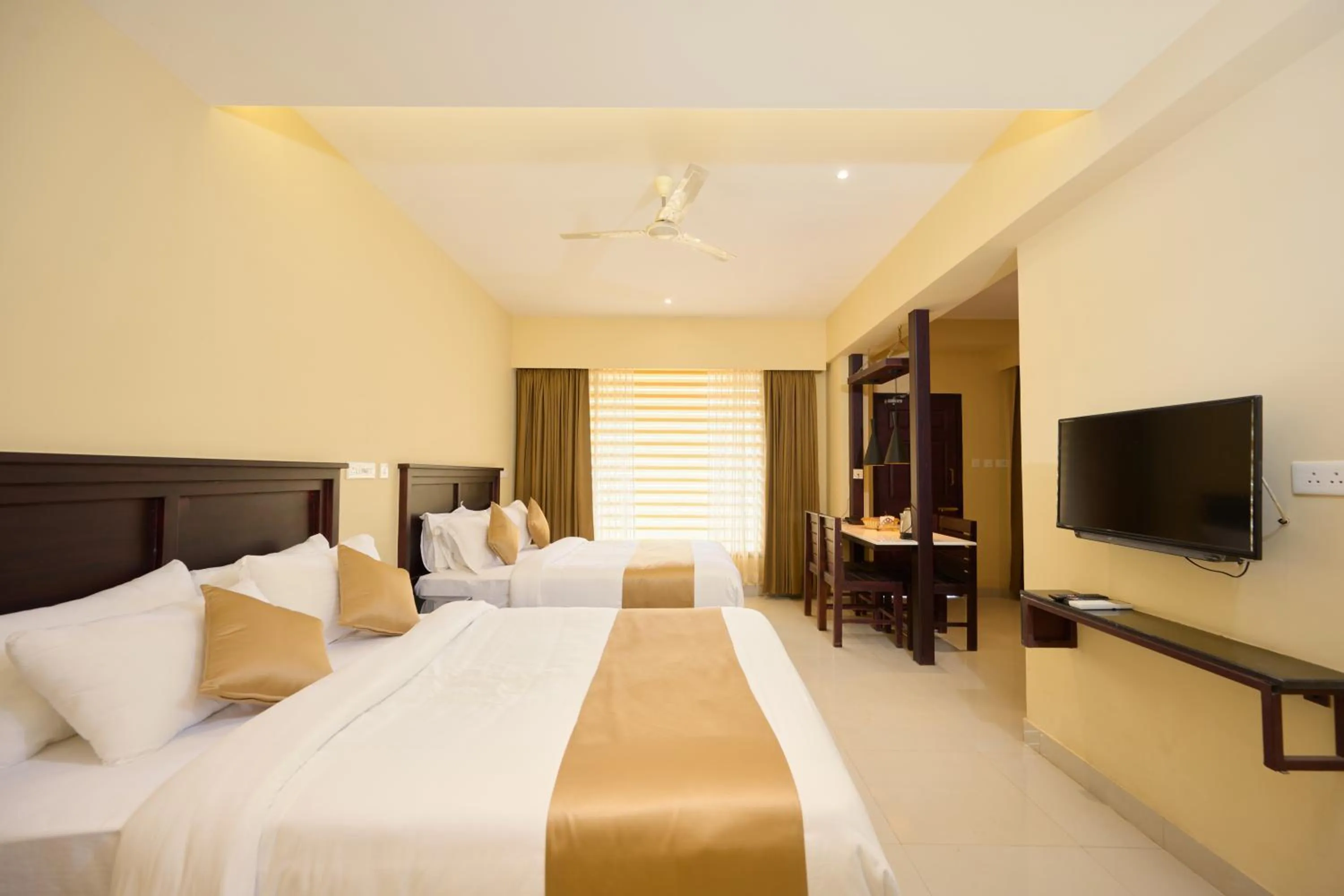 Bedroom, Bed in Thekkady Gavi Suites