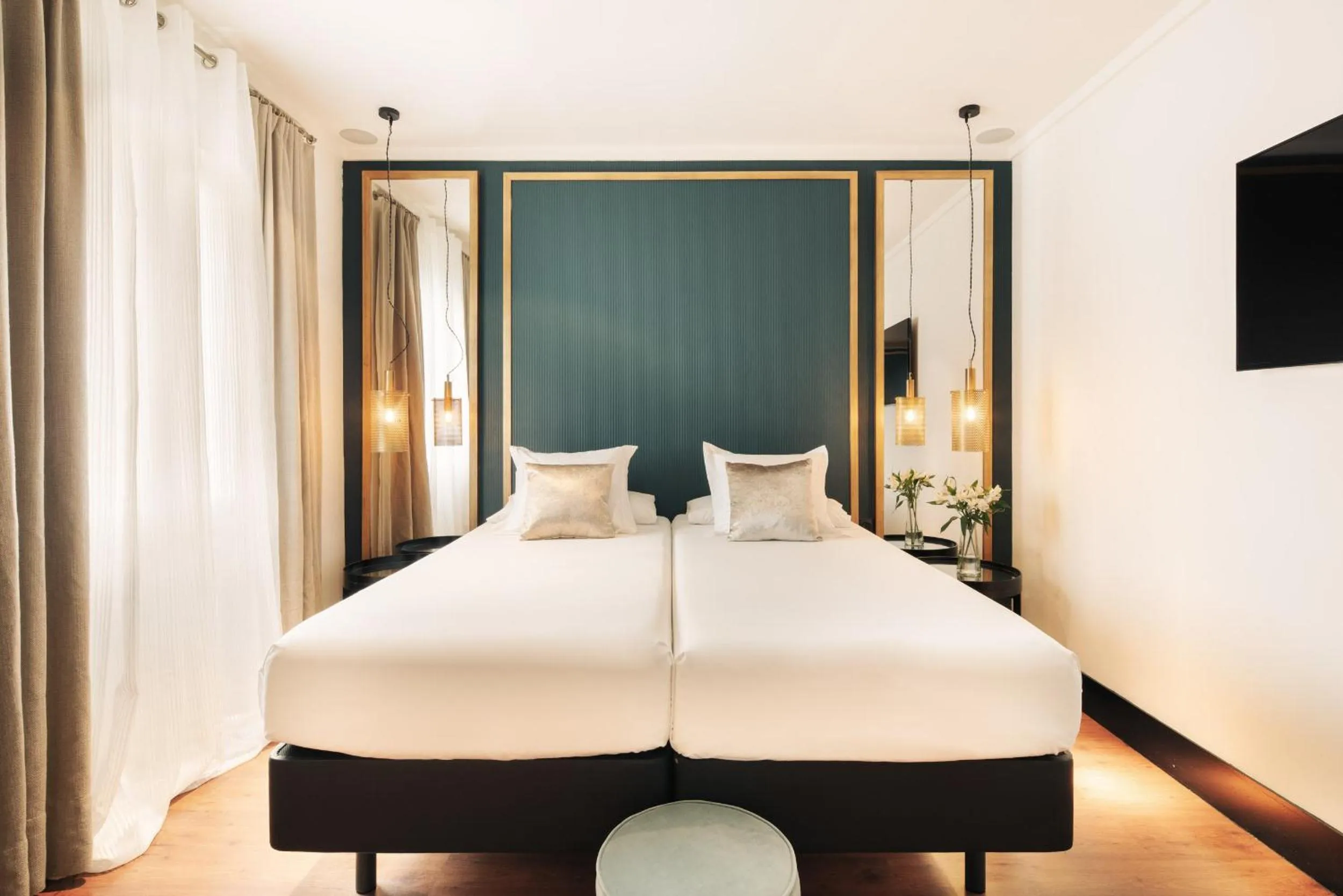 Bed in La França Travellers Adults Only