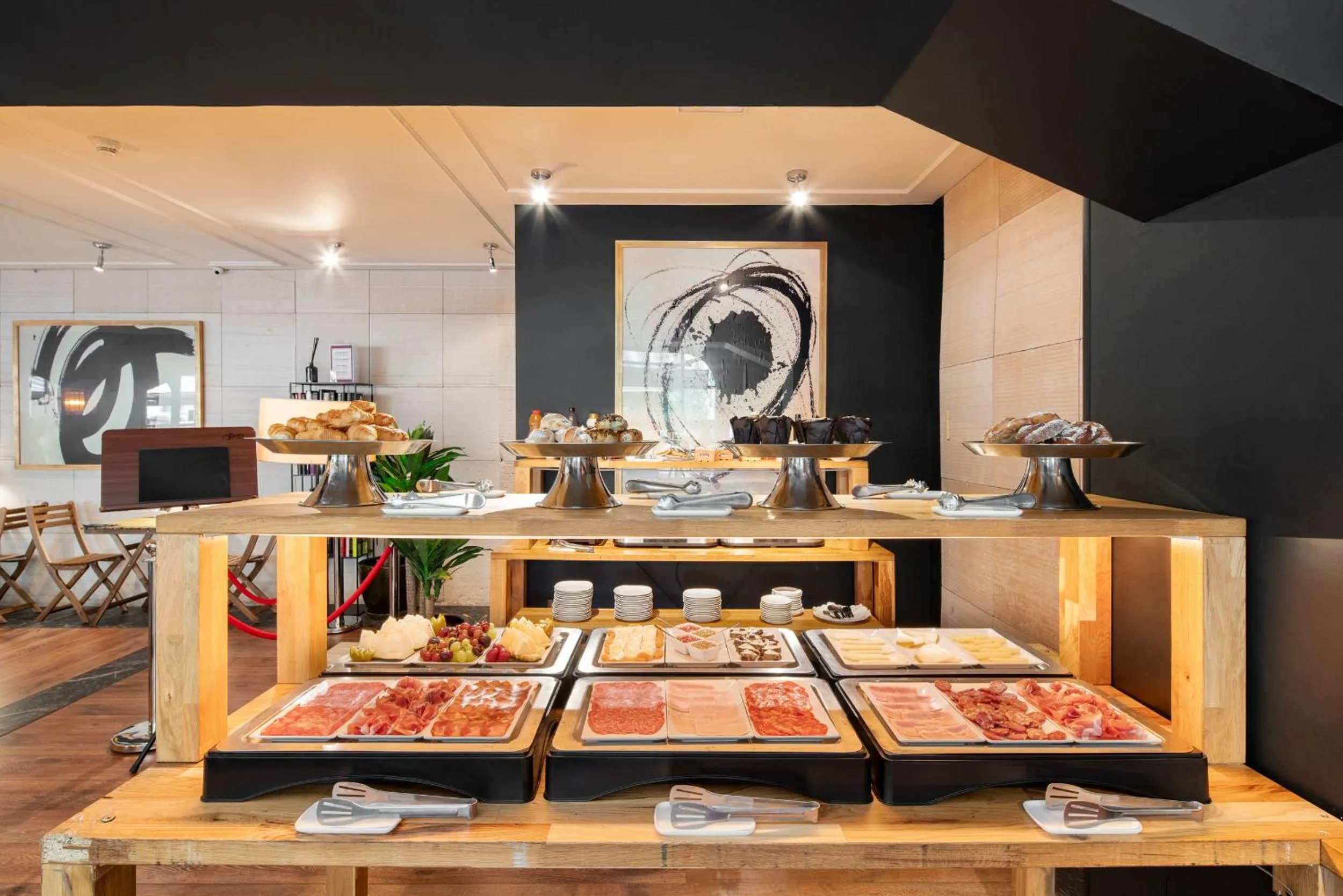 Breakfast in La França Travellers Adults Only