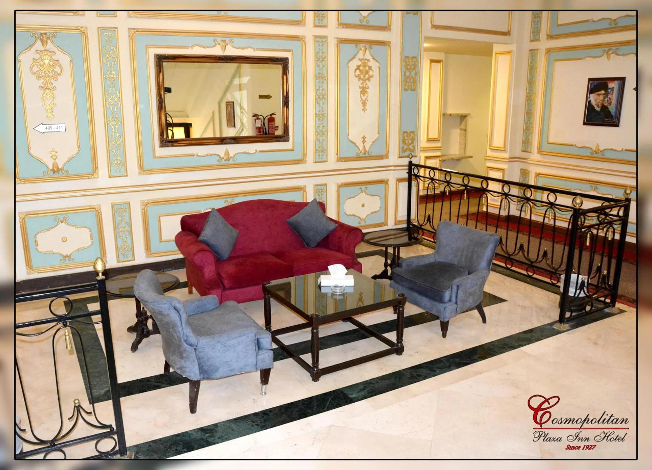 Seating area in Cosmopolitan hotel