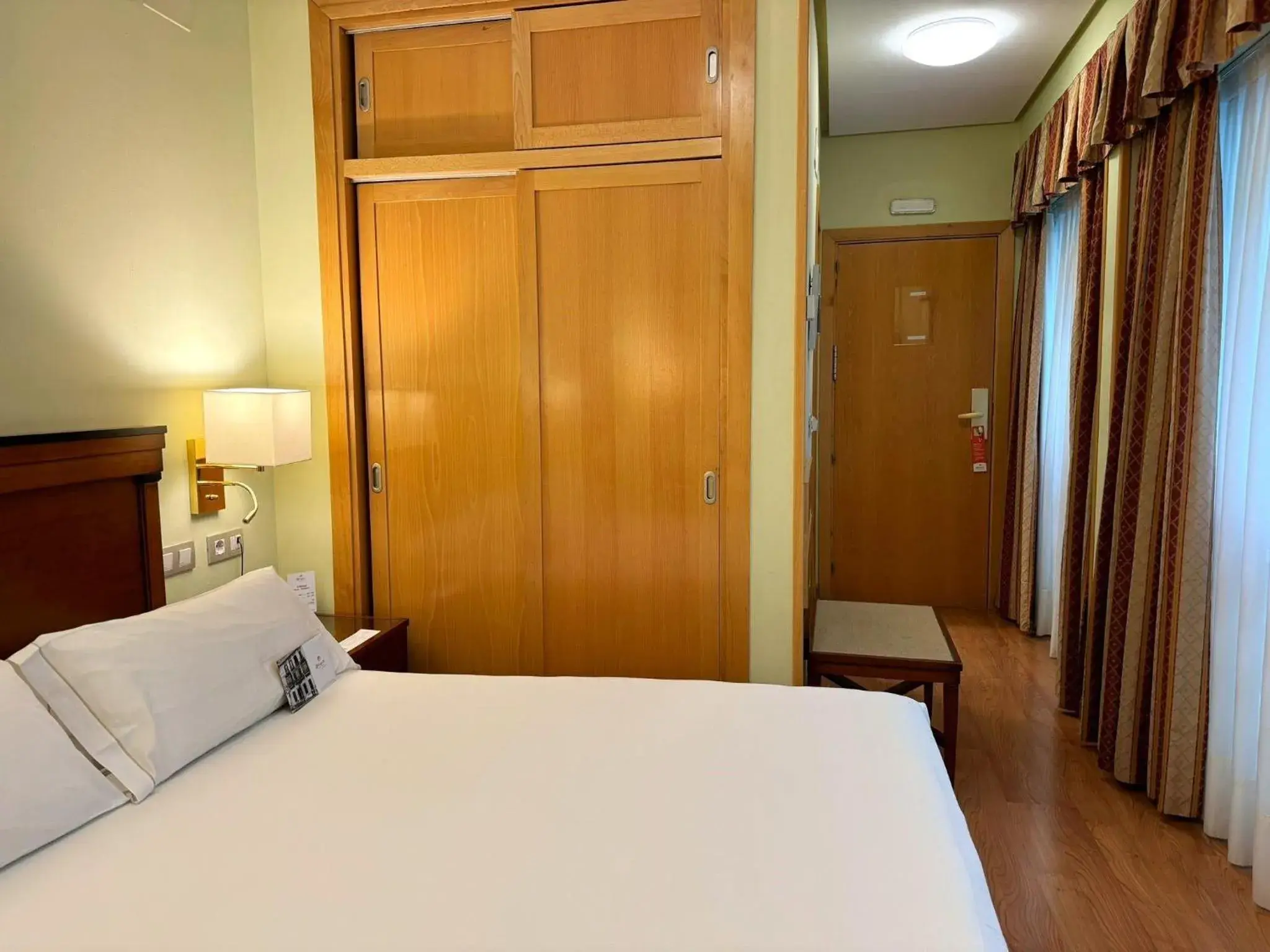 Standard Single Room in Hotel Bécquer Standard Single Room in Hotel Bécquer