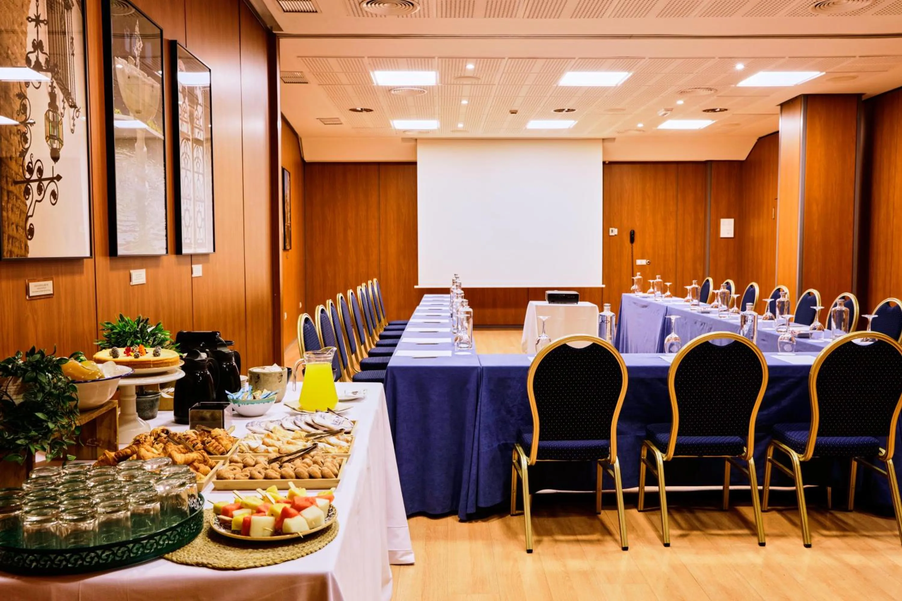 Meeting/conference room in Hotel Bécquer