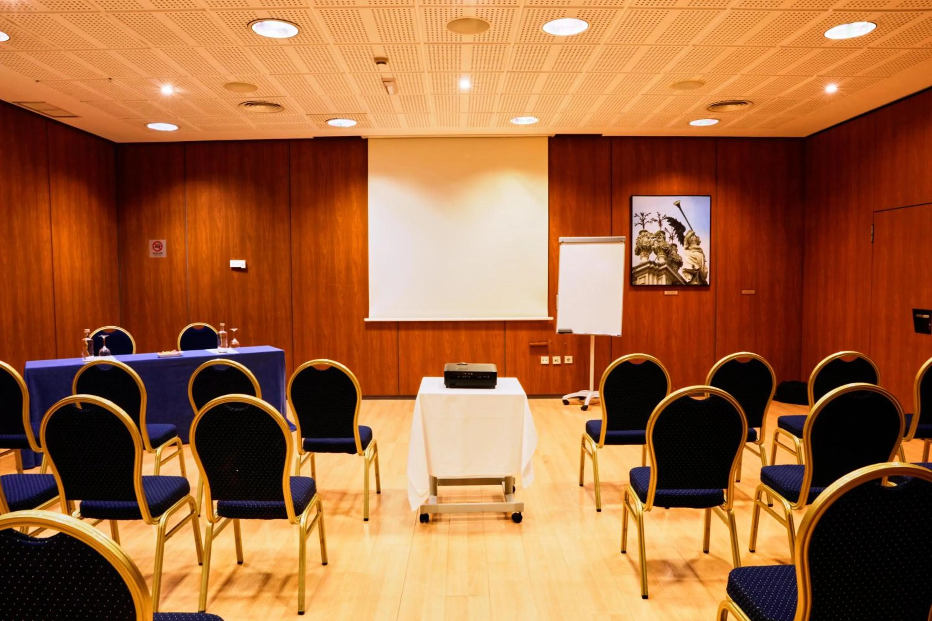Meeting/conference room in Hotel Bécquer