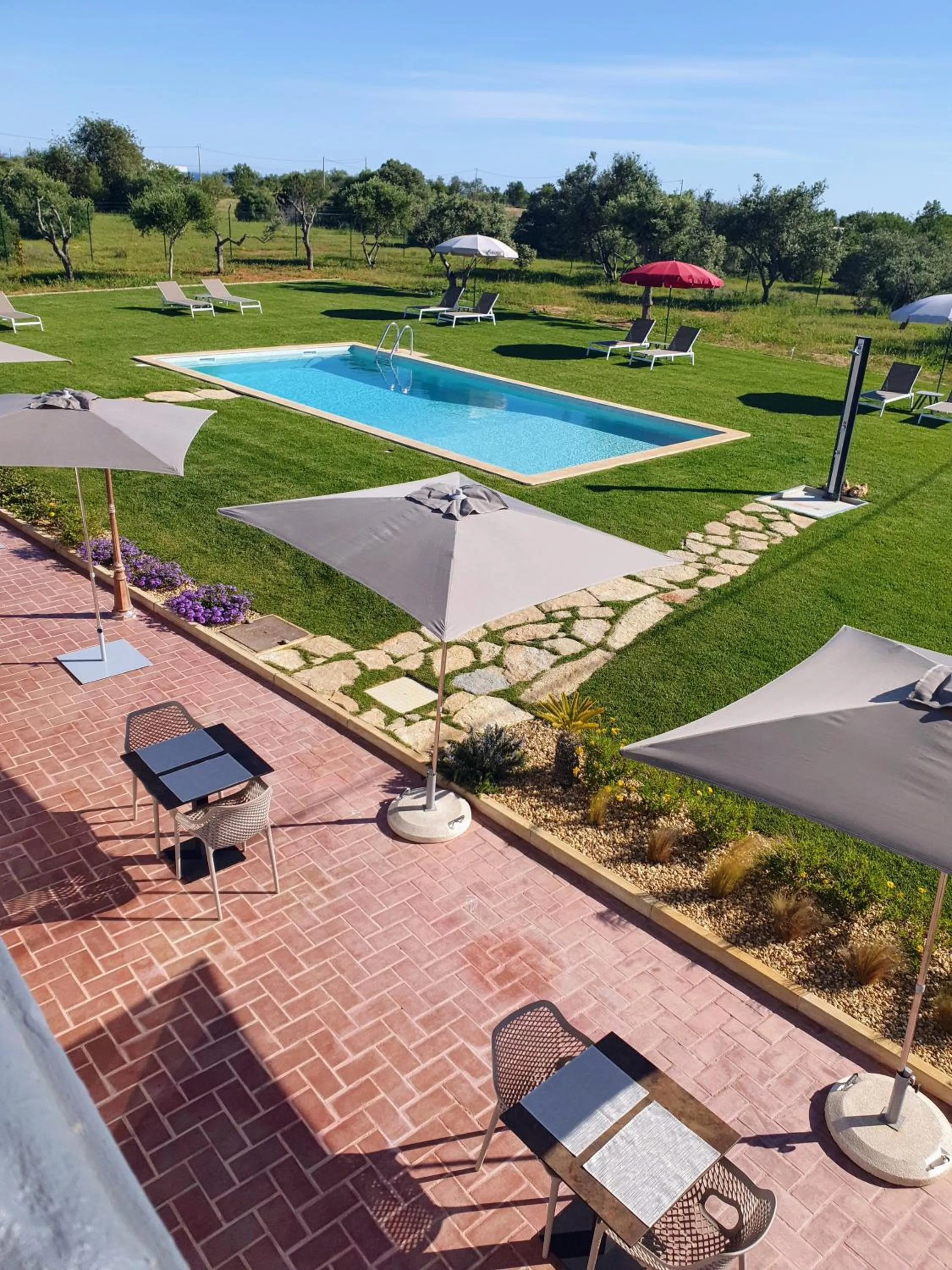 Pool view in Vila Fuzeta Bed & Breakfast