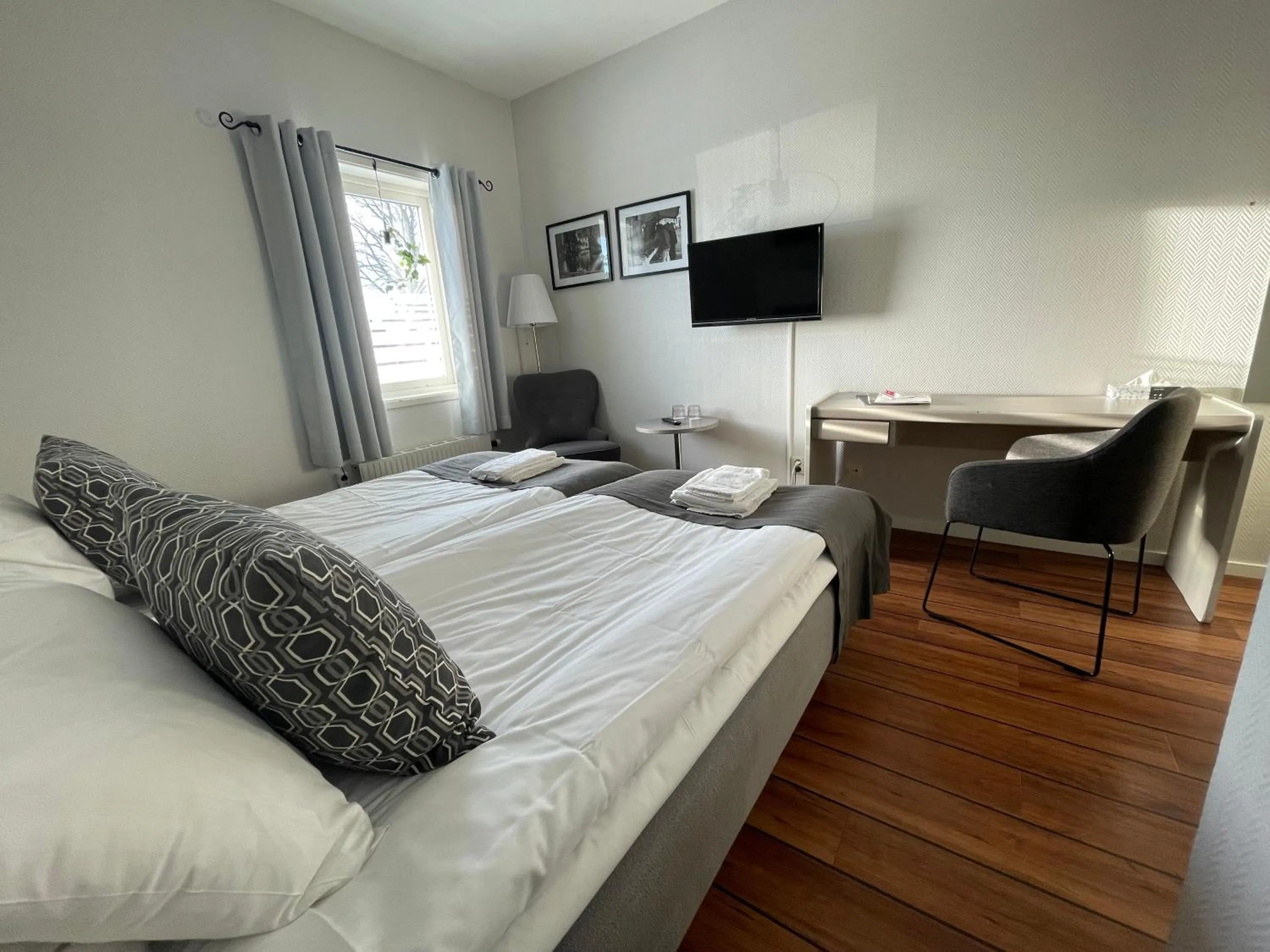 Property building, Bed in Rasta Falköping