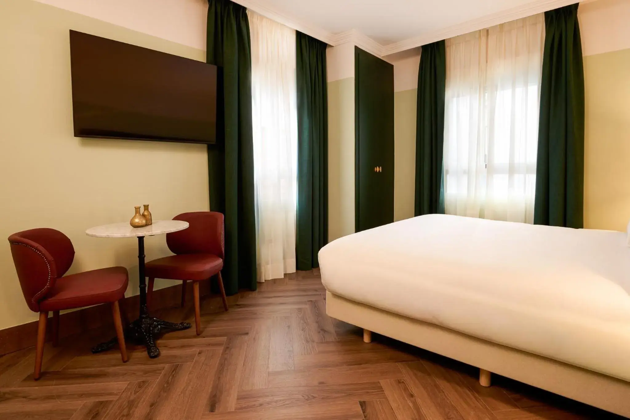 Double or Twin Room in Honest Granada Hotel Double or Twin Room in Honest Granada Hotel