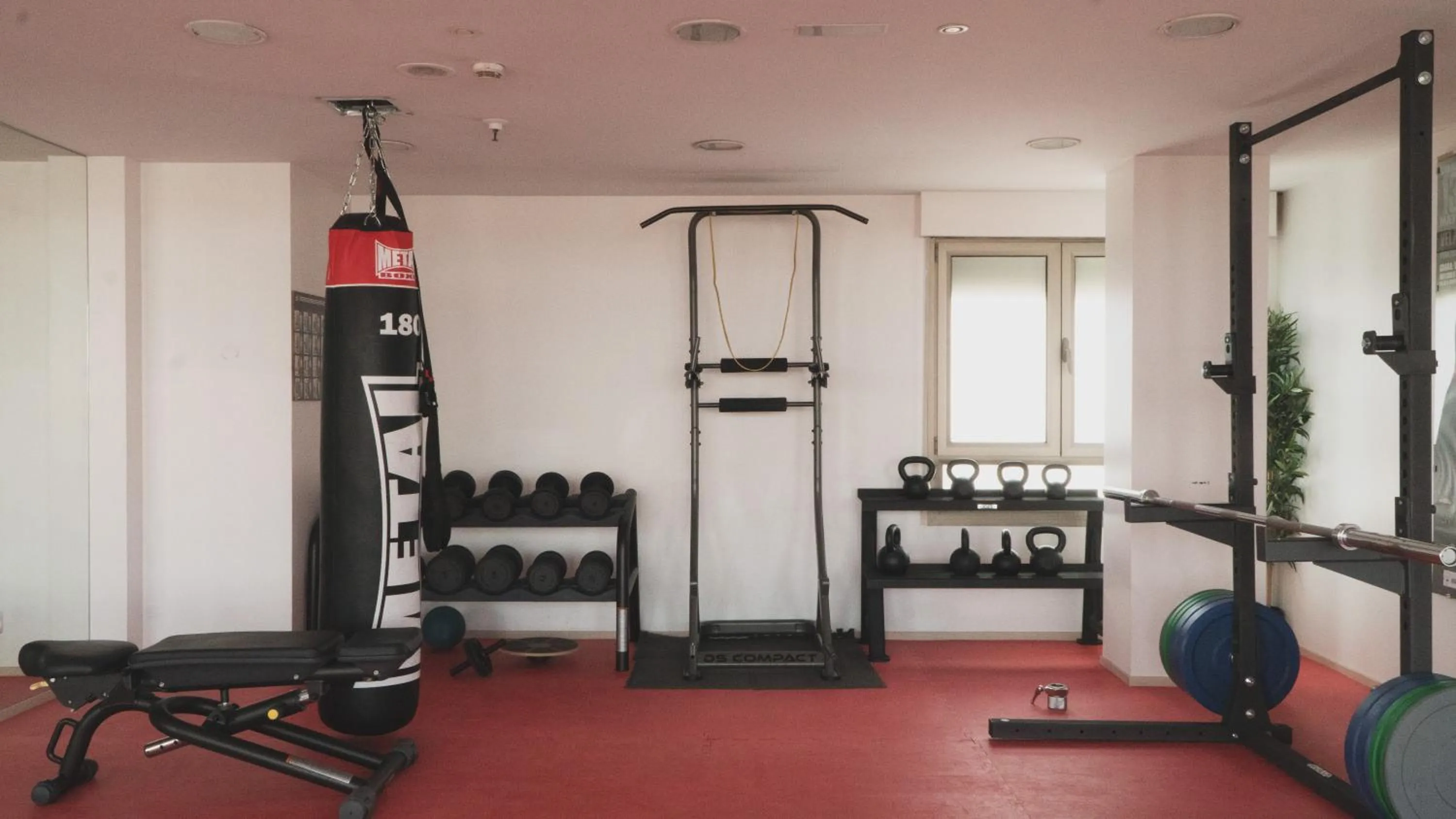 Fitness centre/facilities in Zenit Don Yo