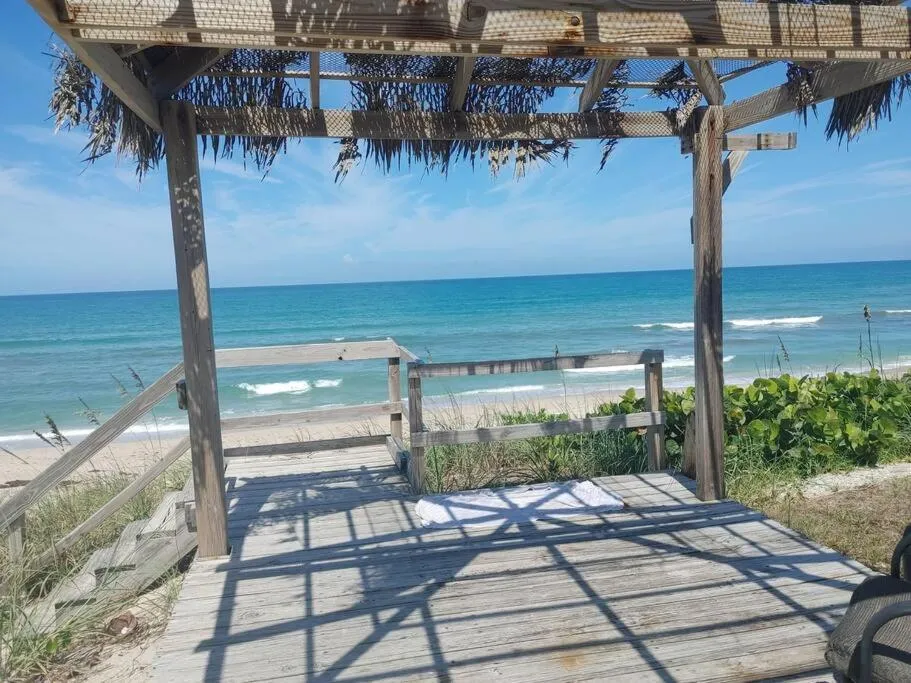 Beach in Melbourne Beach Ocean Front house on 1.2 acres