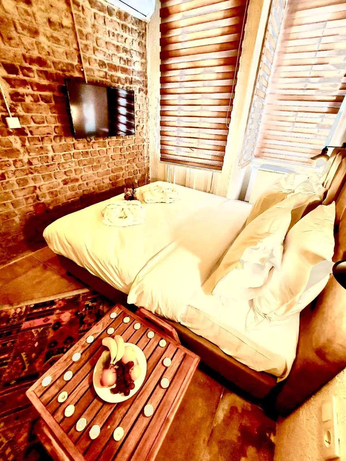 Double Room with Private External Bathroom in Mates Port Hotel