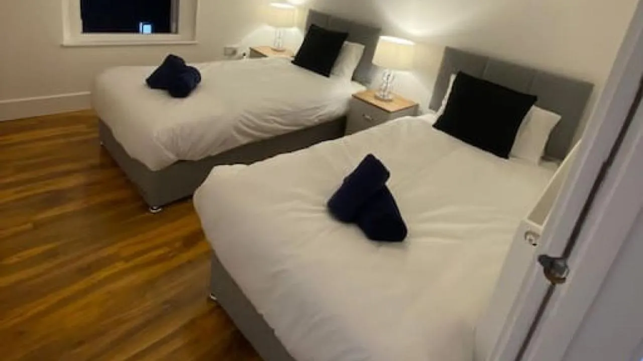 Other, Bed in De Parys Serviced Flat in Bedford 4