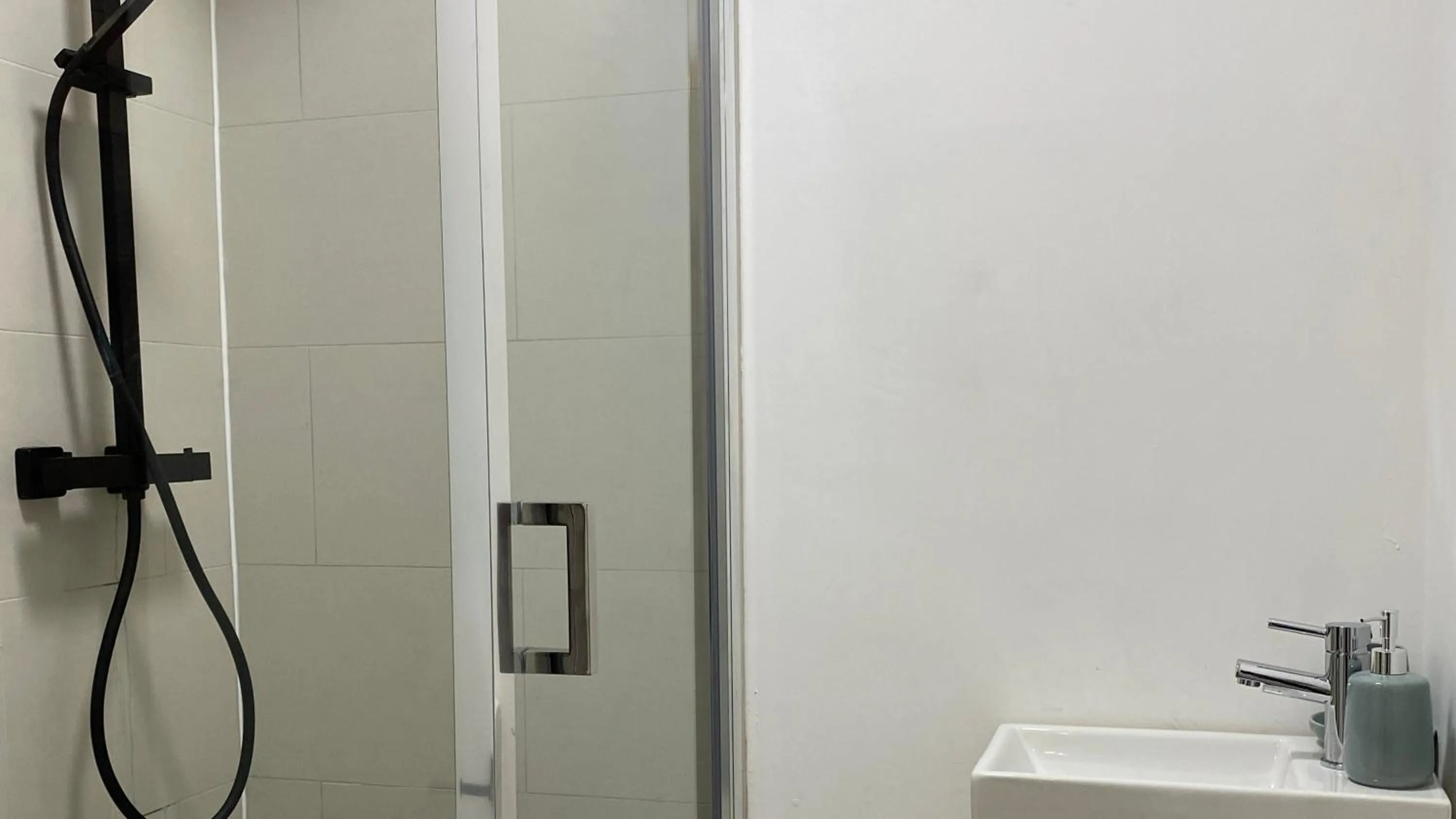 Other in De Parys Penthouse 5 in Bedford