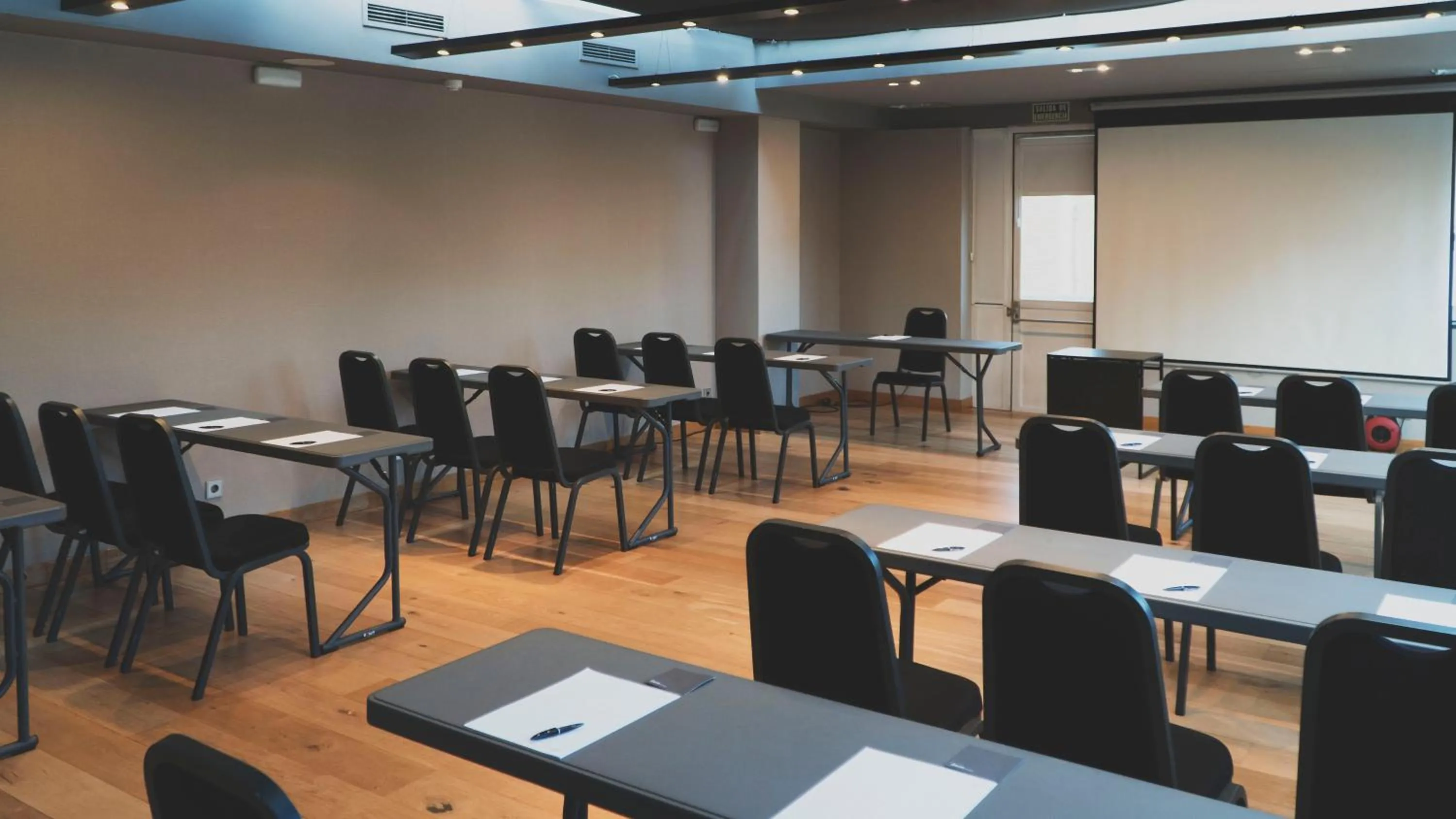 Meeting/conference room in Zenit Conde de Orgaz