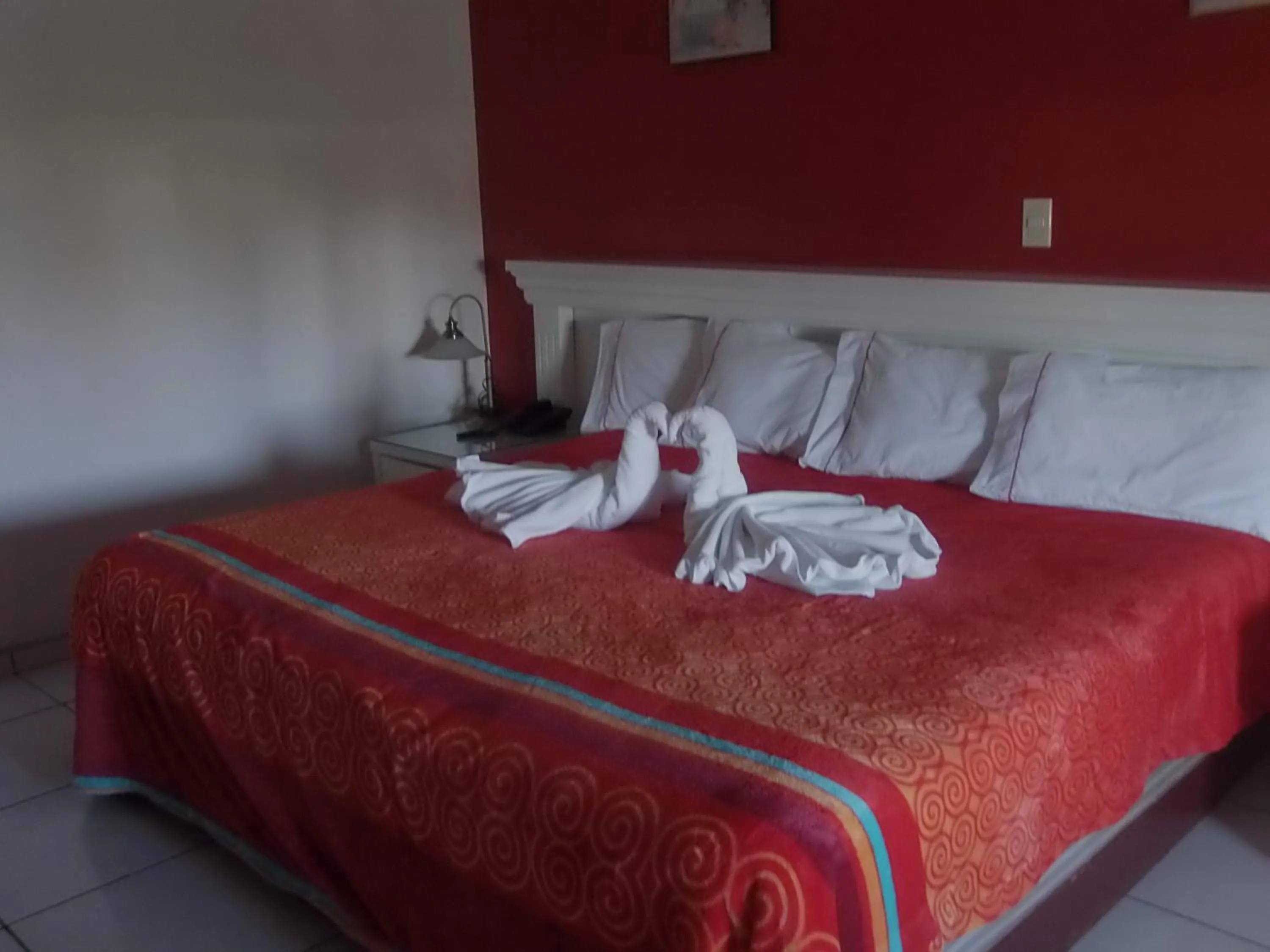 Bedroom in Hotel Raldos Inn