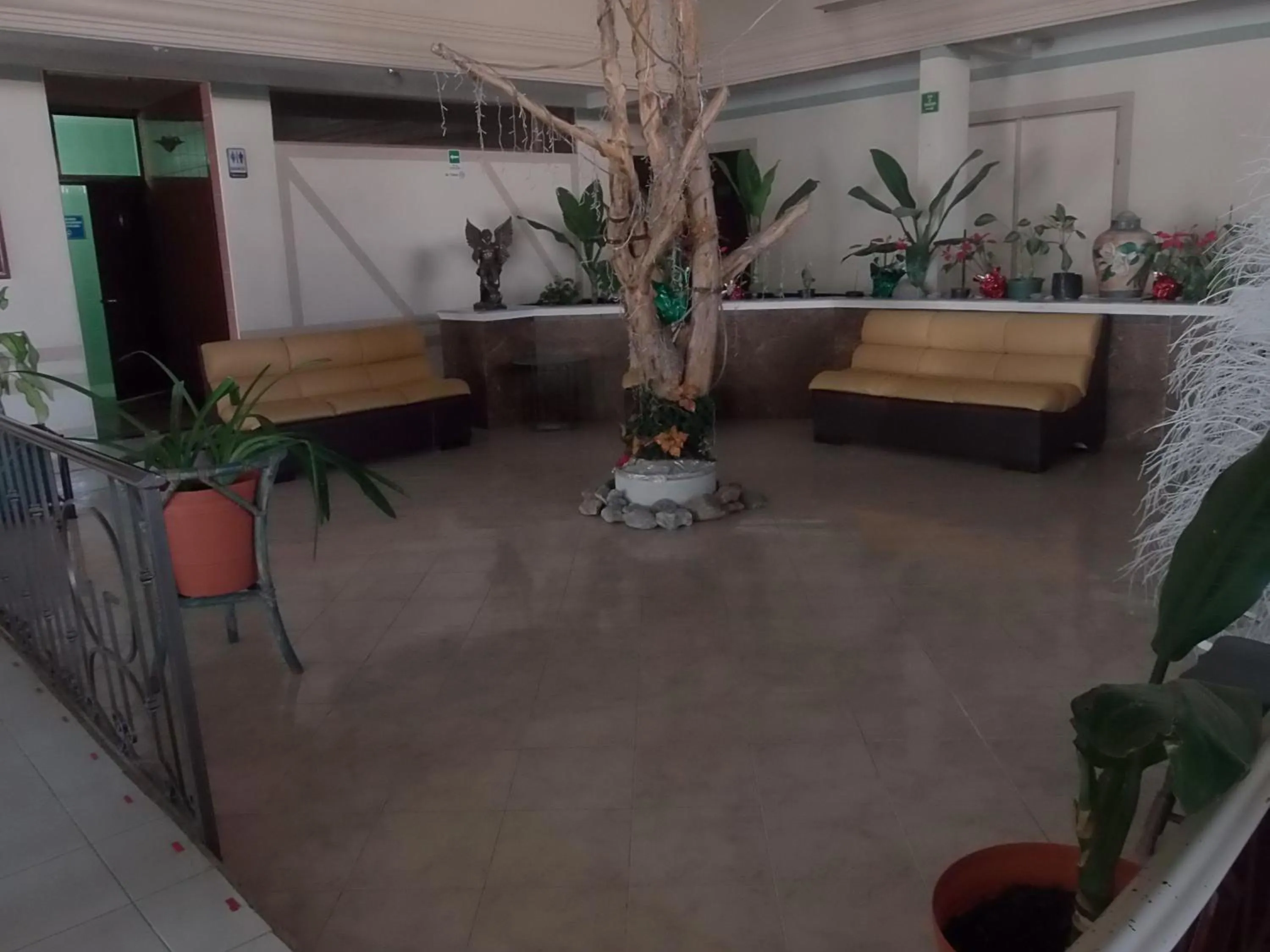 Living room in Hotel Raldos Inn