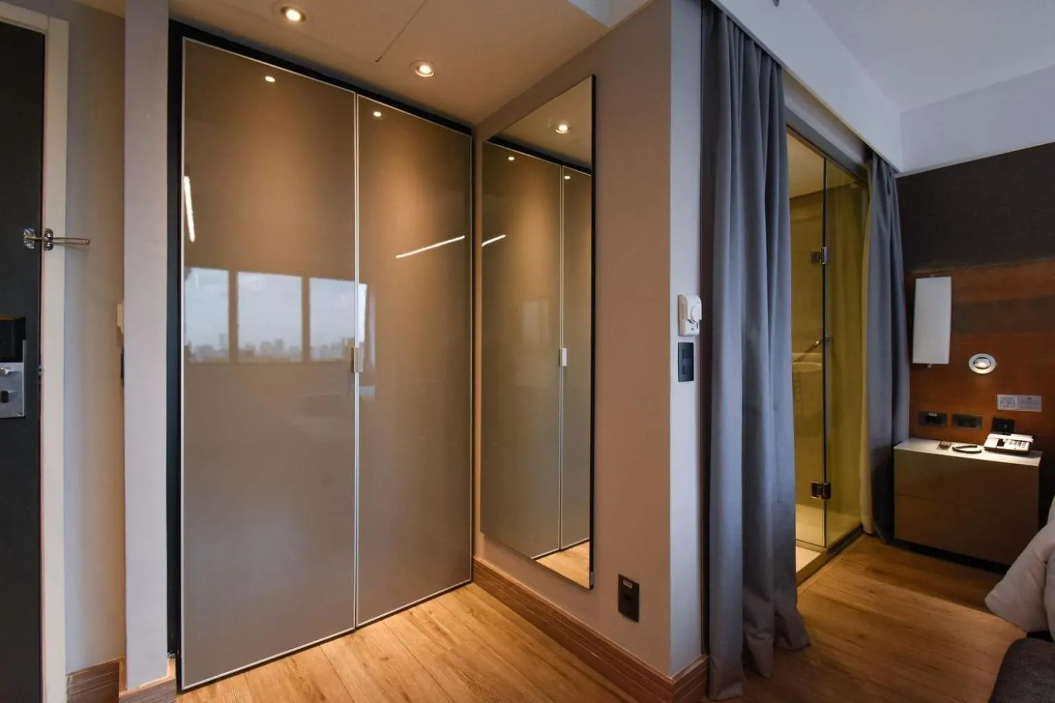 Elegance Suítes Ibirapuera