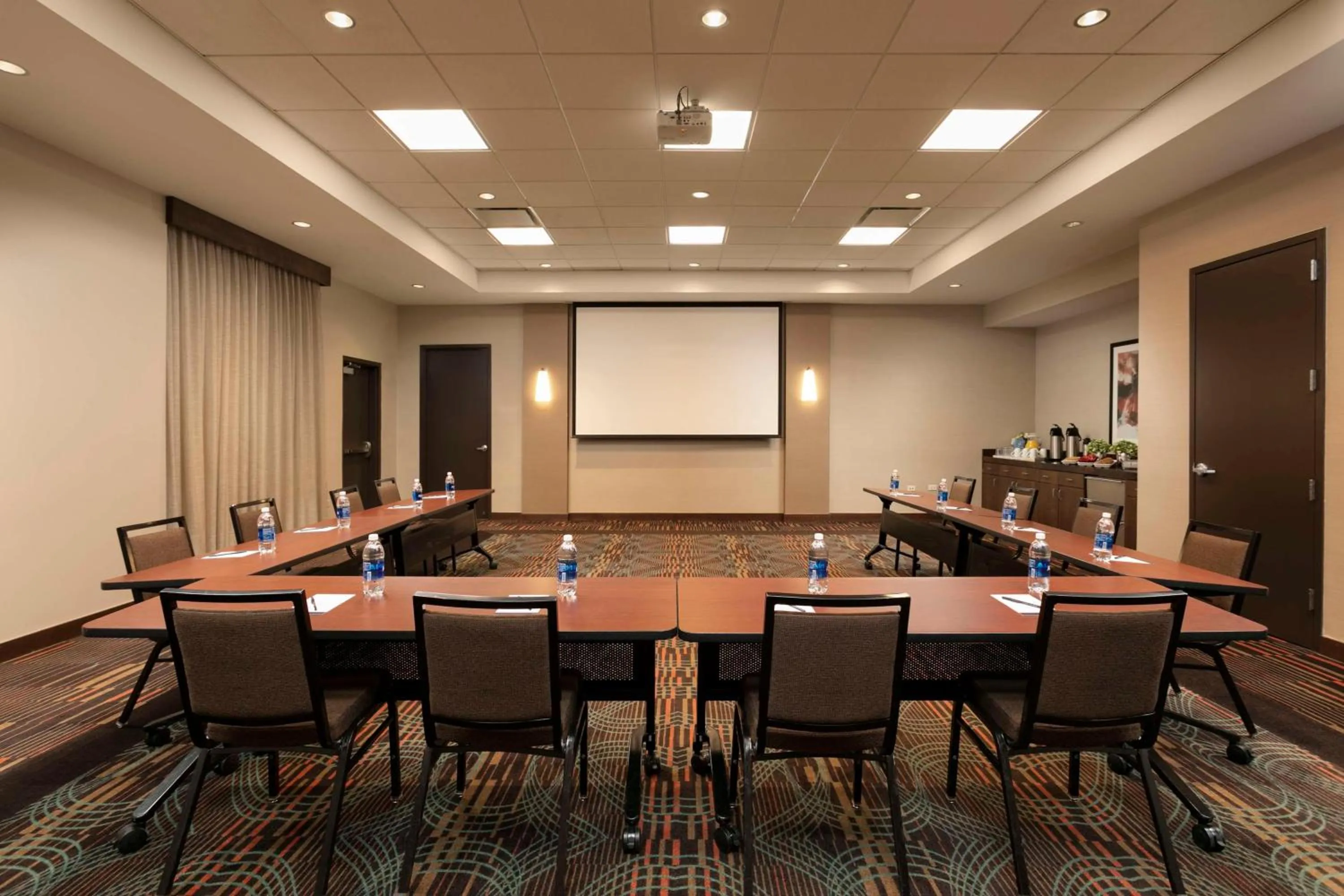 Meeting/conference room in Hyatt Place Manati