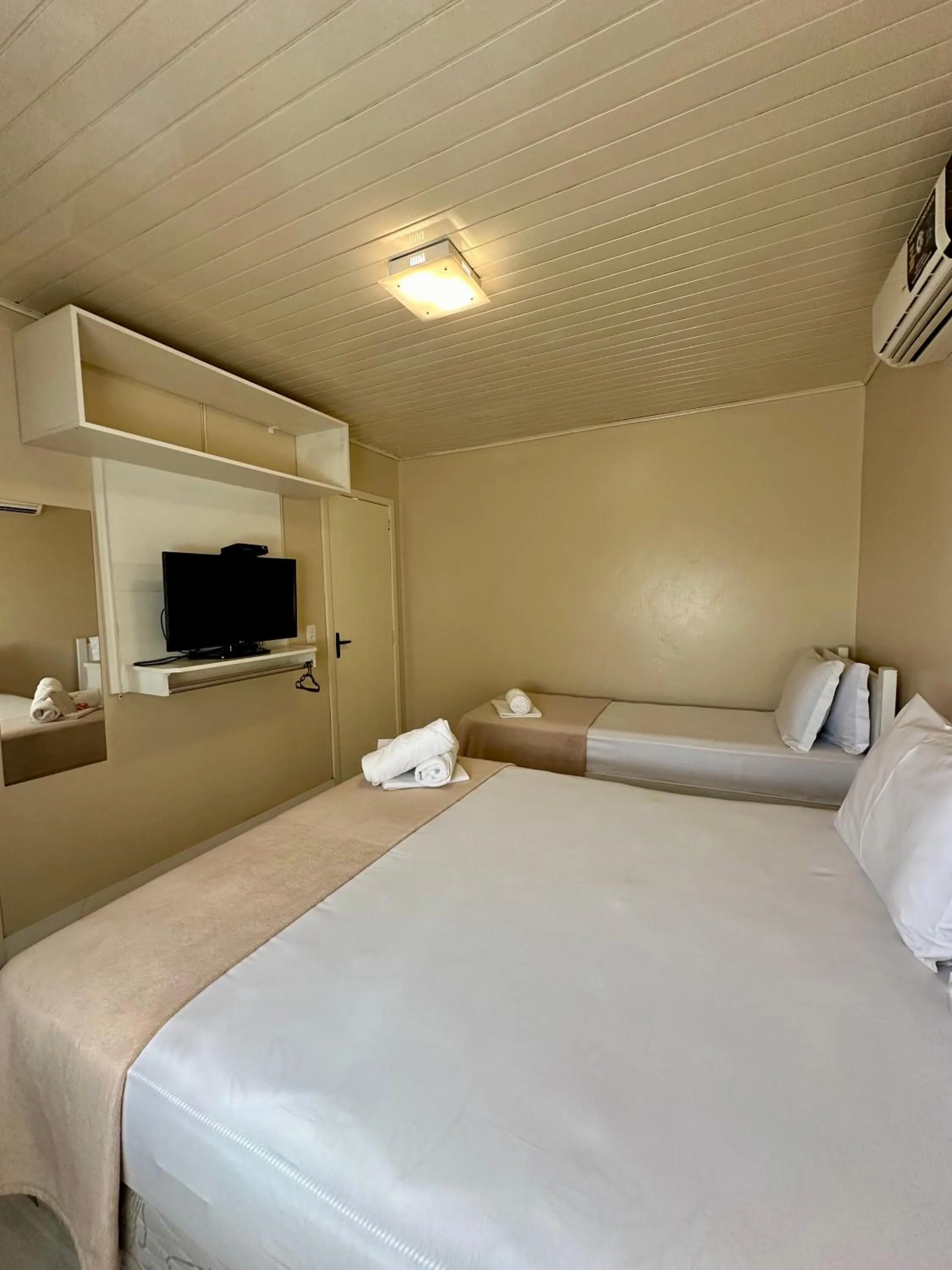 Bedroom, Bed in Pousada Cabanas Rota do Sol