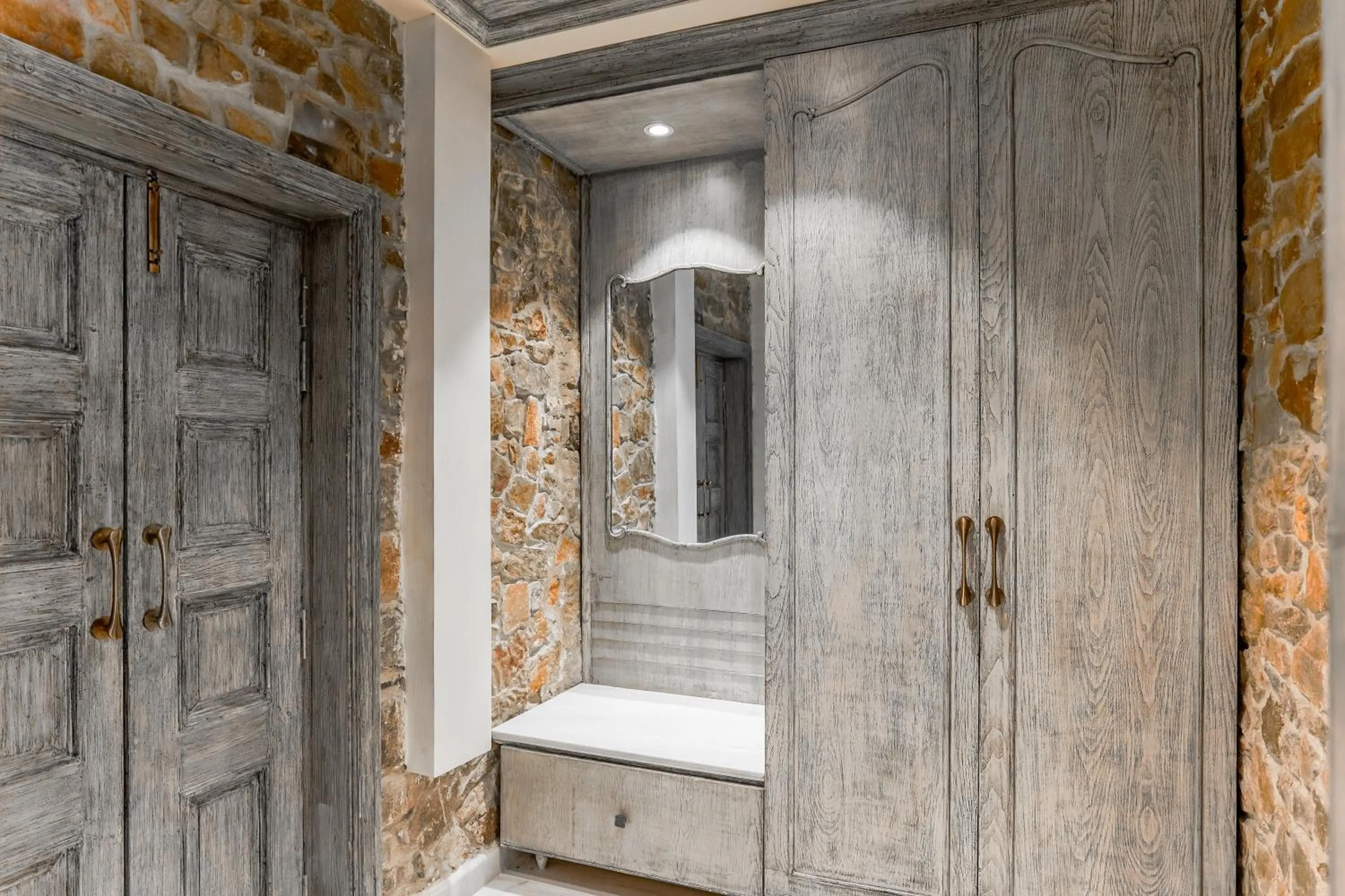 Bathroom in Juna Mahal Jungle Resort Ranthambore