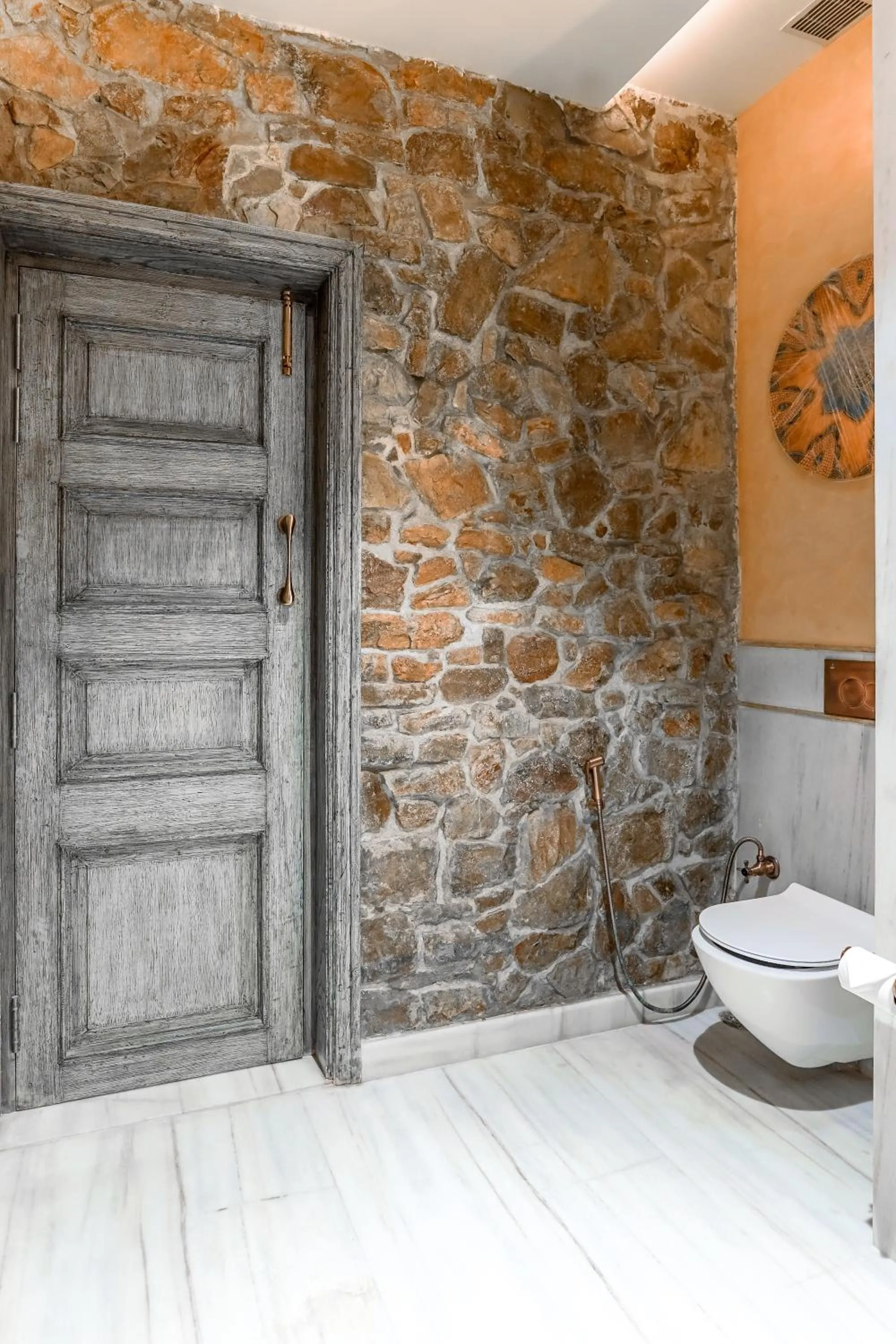 Toilet in Juna Mahal Jungle Resort Ranthambore