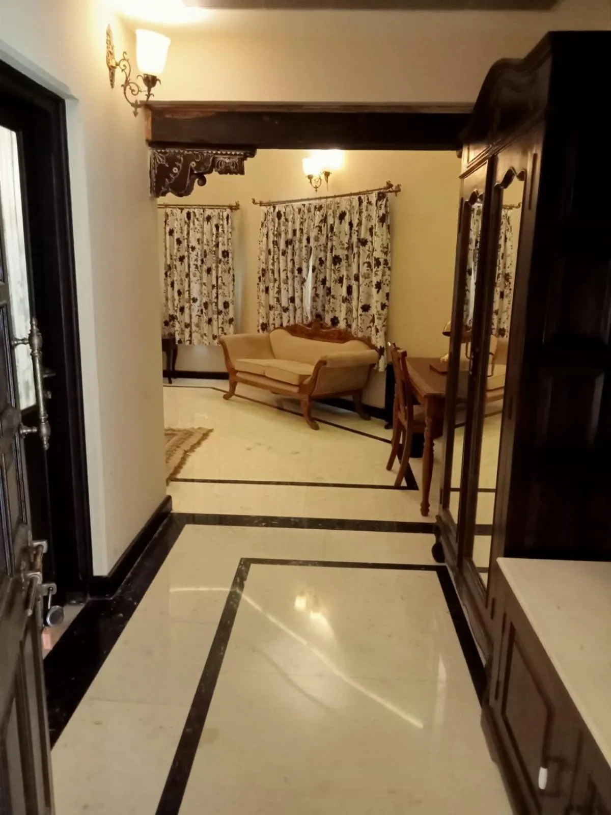 Bedroom, Bed in Juna Mahal Jungle Resort Ranthambore