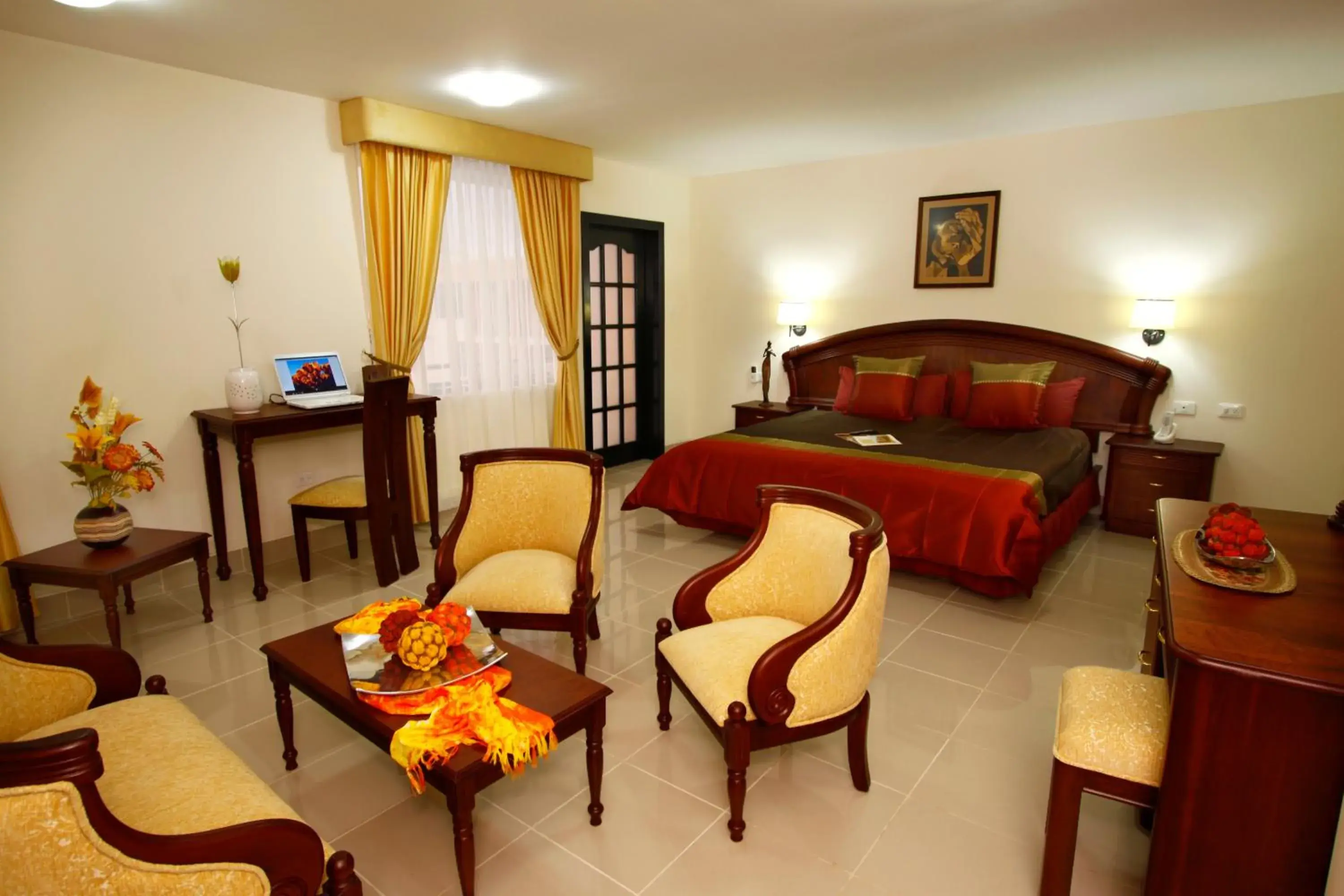 Presidential Suite in Hotel Club del Sol Presidential Suite in Hotel Club del Sol