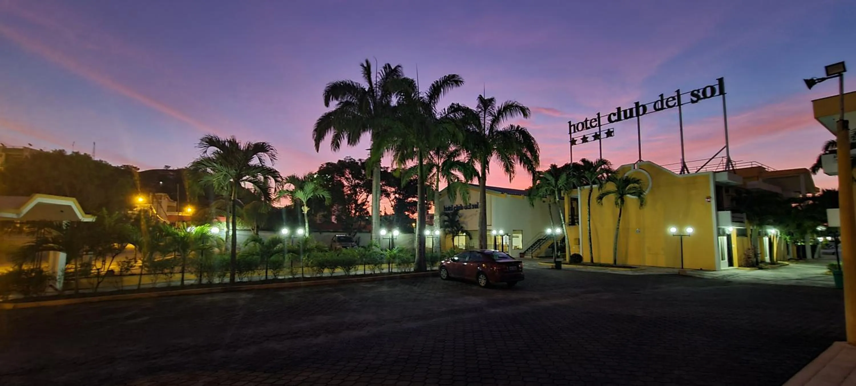 Property building in Hotel Club del Sol