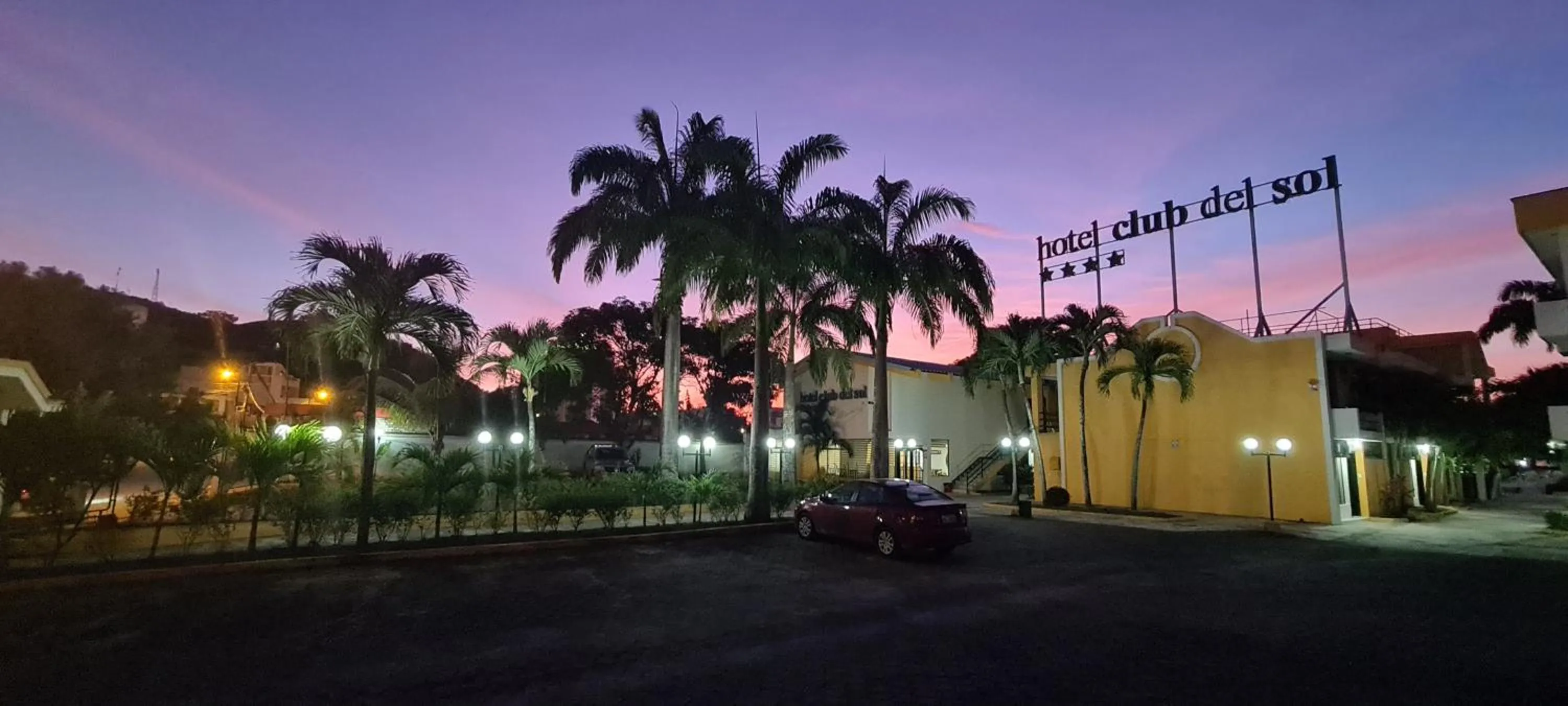 Property building in Hotel Club del Sol