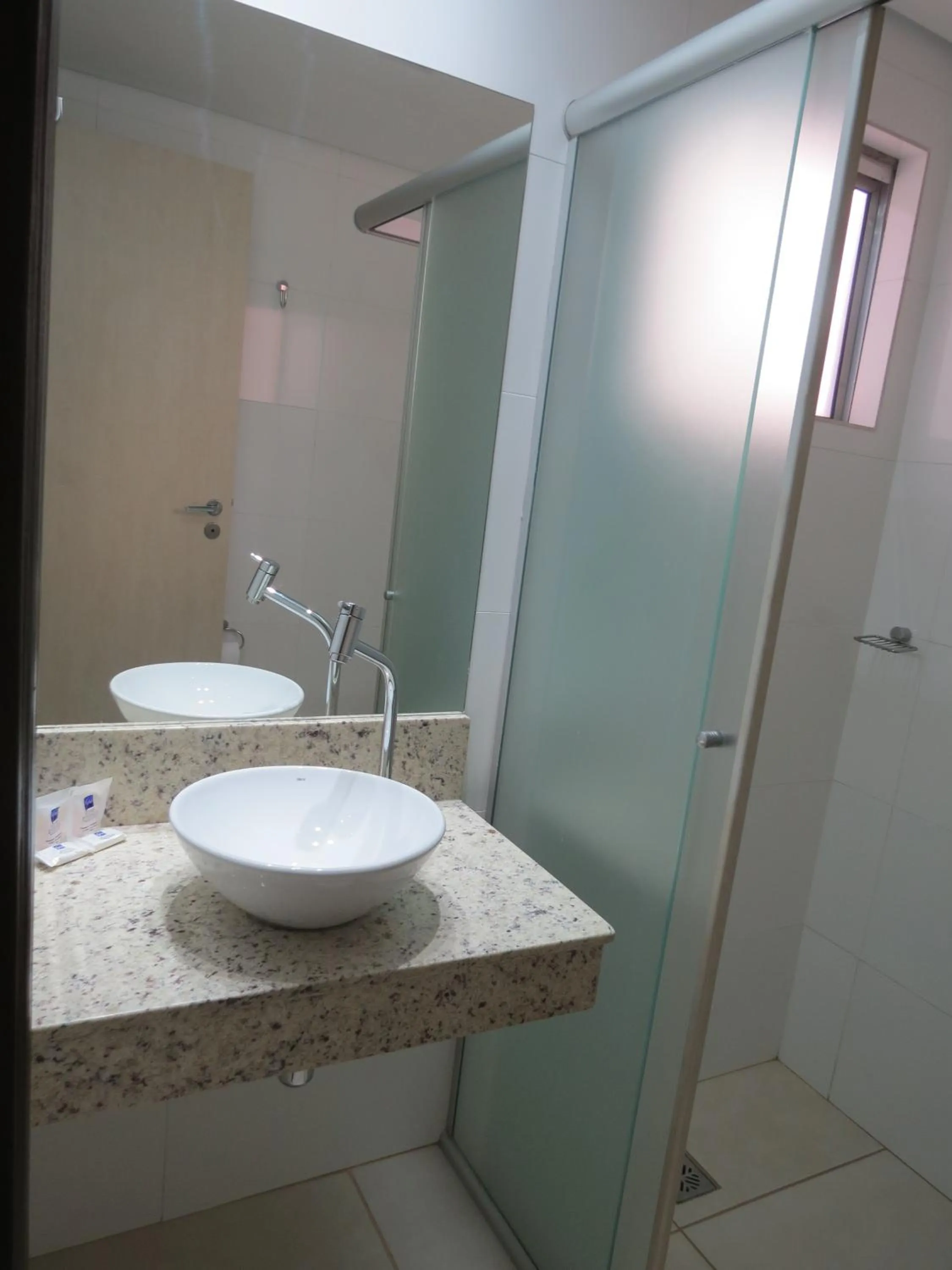 Bathroom in Hotel Pousada Ourinhos