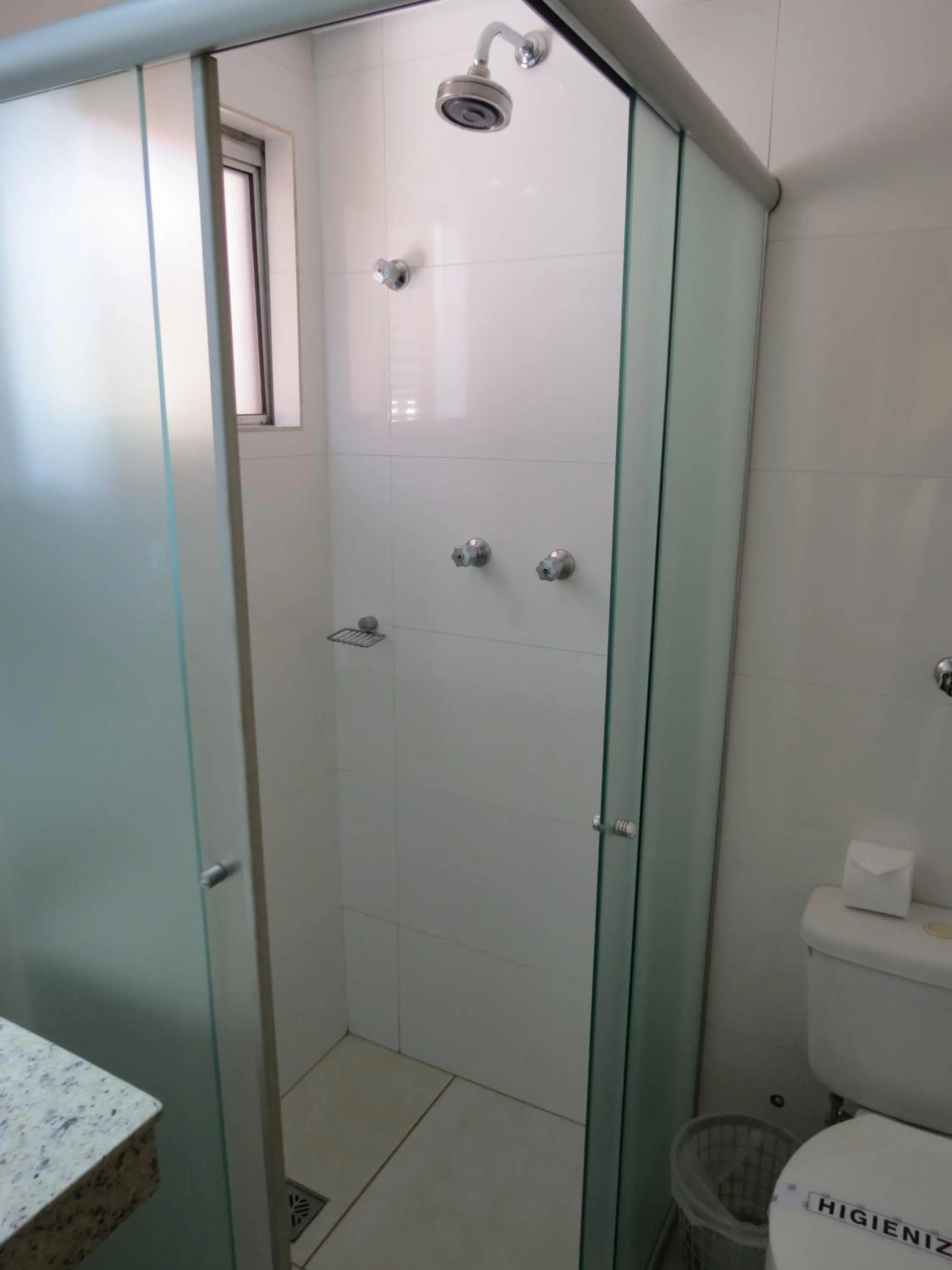 Bathroom in Hotel Pousada Ourinhos