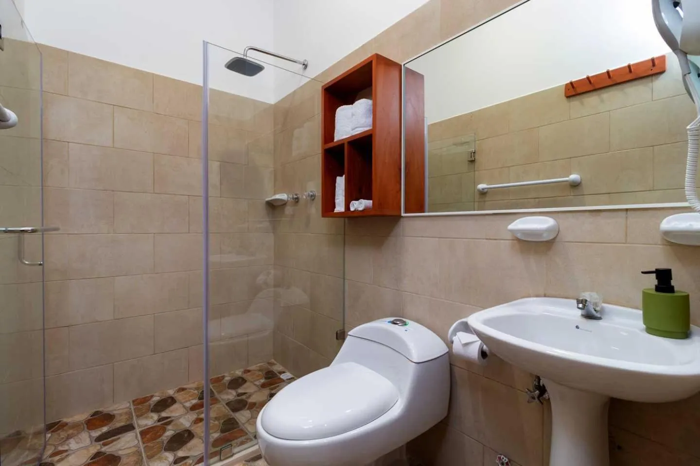 Bathroom in Plaza Luna Suites