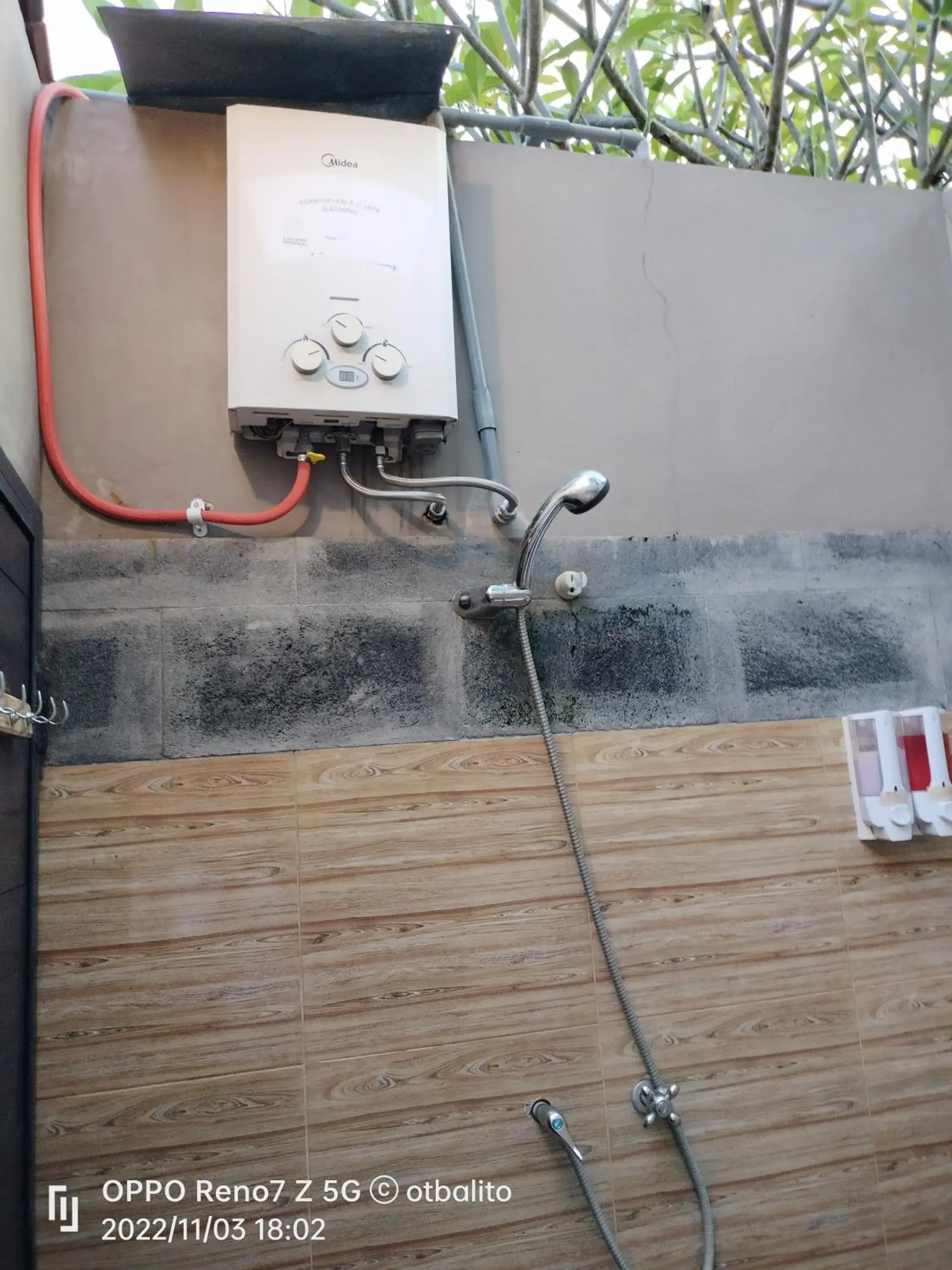 Budget Double Room in D'kailash Retreat Budget Double Room in D'kailash Retreat