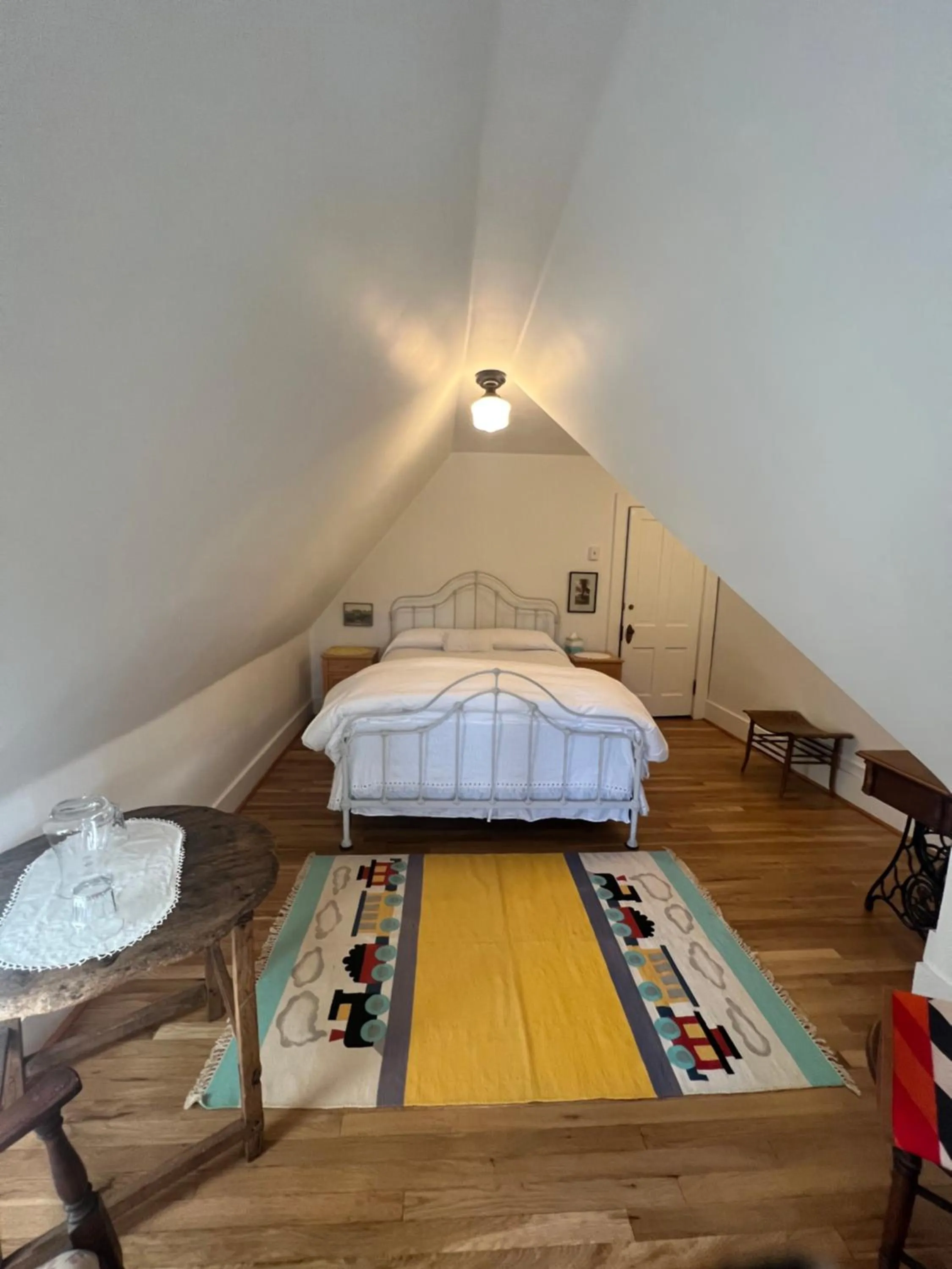 Bedroom, Bed in Gable House Bed and Breakfast Inn