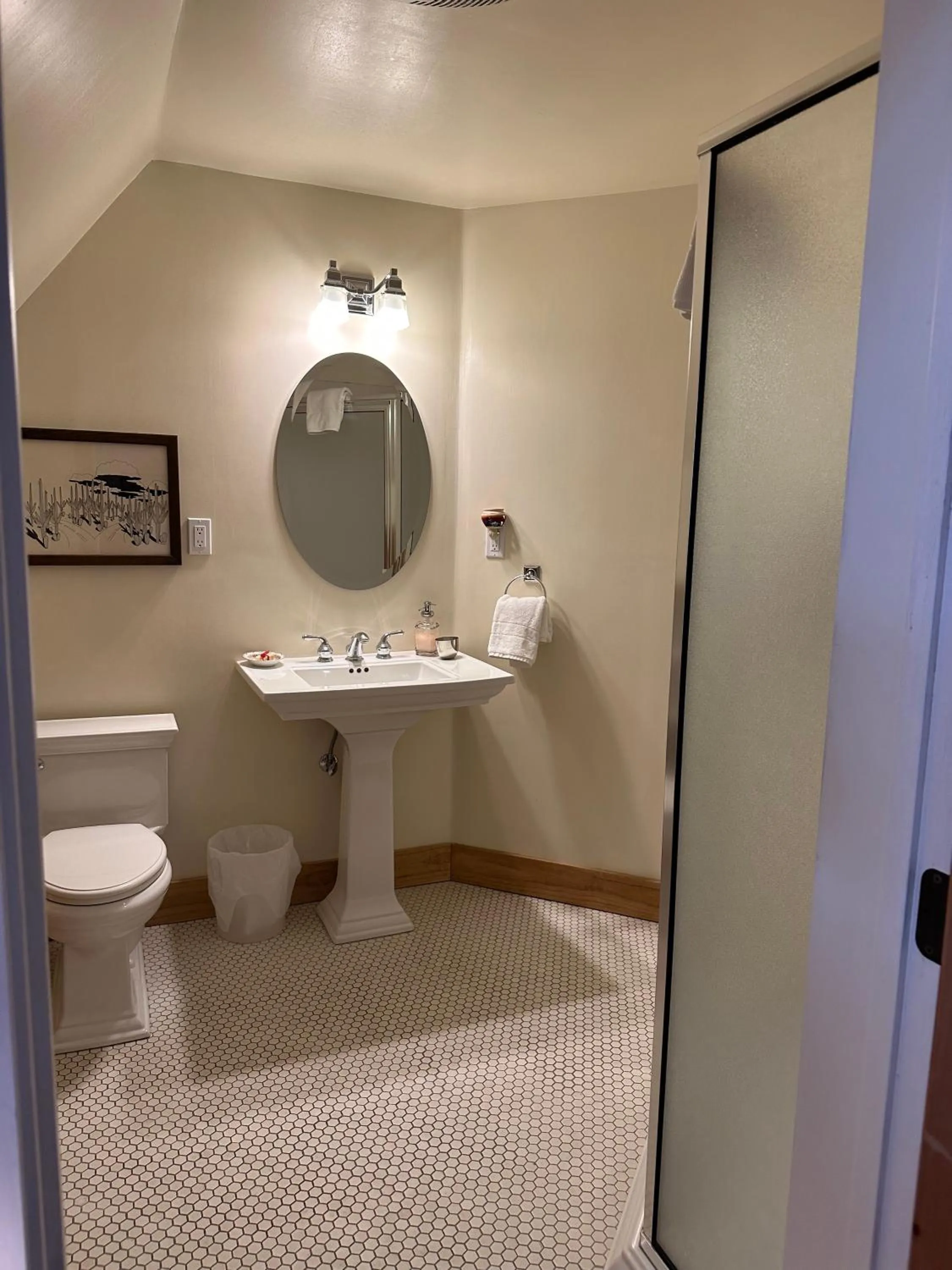 Shower in Gable House Bed and Breakfast Inn