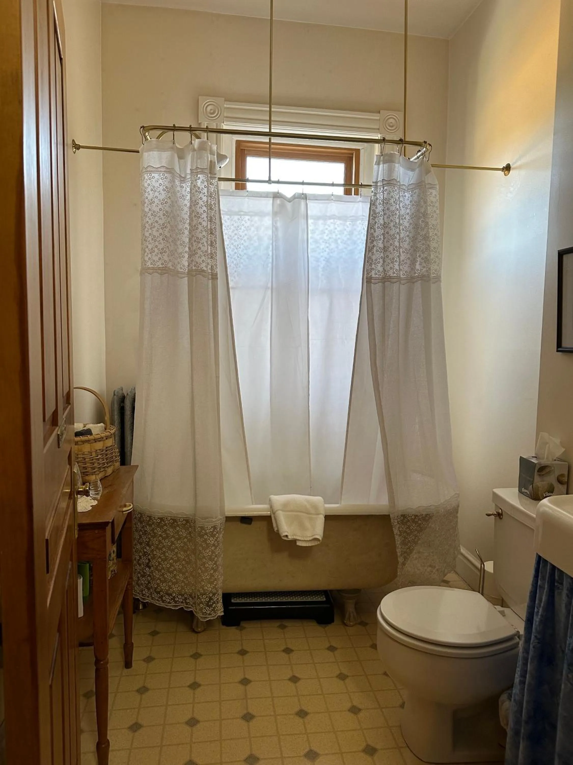 Shower in Gable House Bed and Breakfast Inn